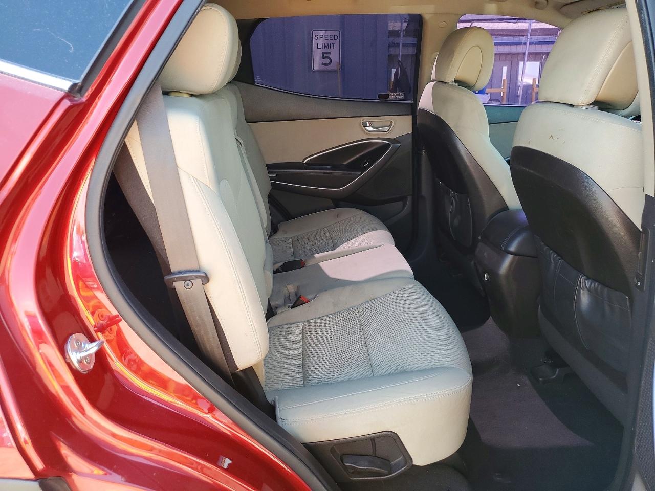 2015 Hyundai Santa Fe Sport 2.4l Red vin: 5XYZT3LB7FG260914
