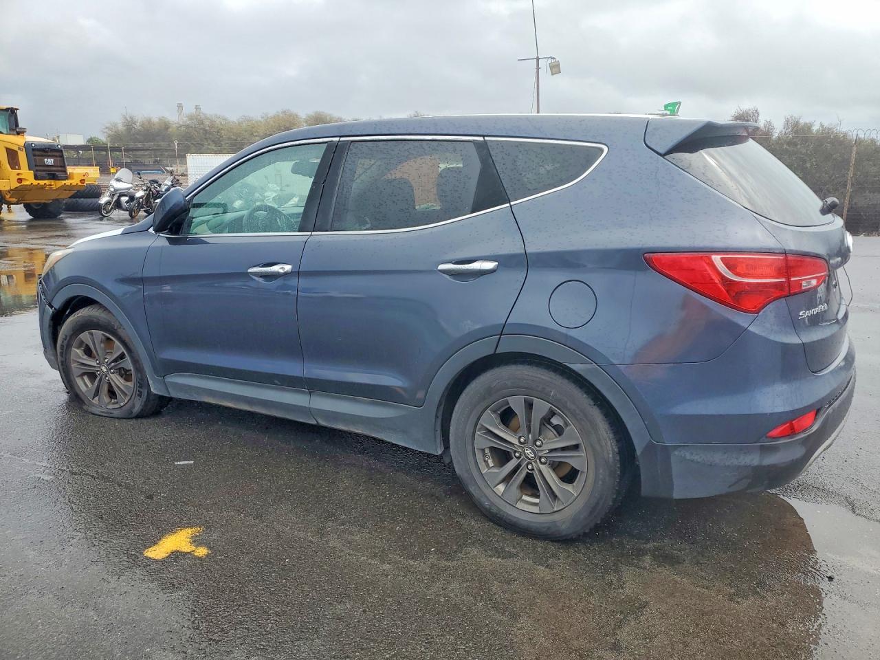 2014 Hyundai Santa Fe Blue vin: 5XYZT3LB8EG202664