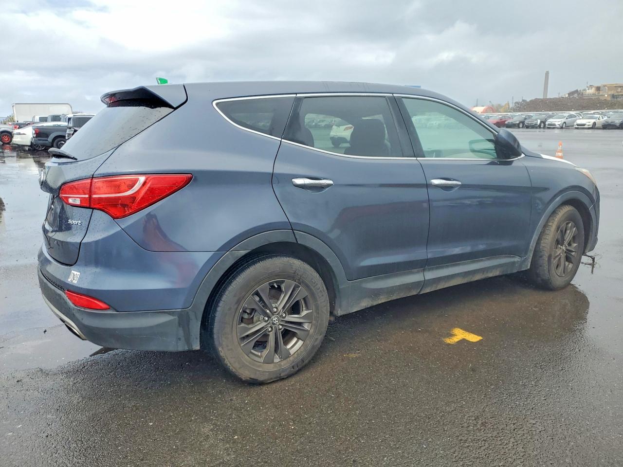 2014 Hyundai Santa Fe Blue vin: 5XYZT3LB8EG202664