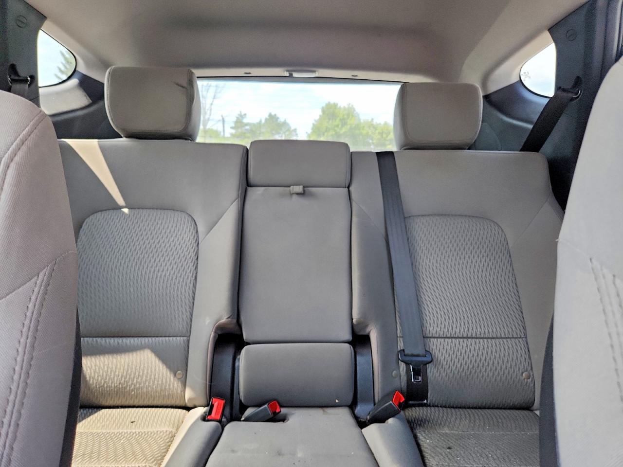 2015 Hyundai Santa Fe Sport 2.4l Черный vin: 5XYZT3LB8FG241482