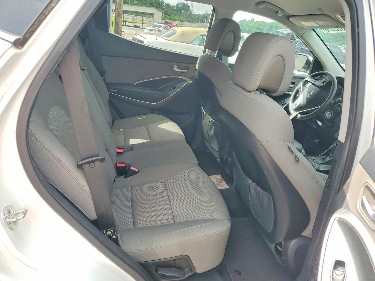 2015 Hyundai Santa Fe Sport 2.4l White vin: 5XYZT3LB8FG270450