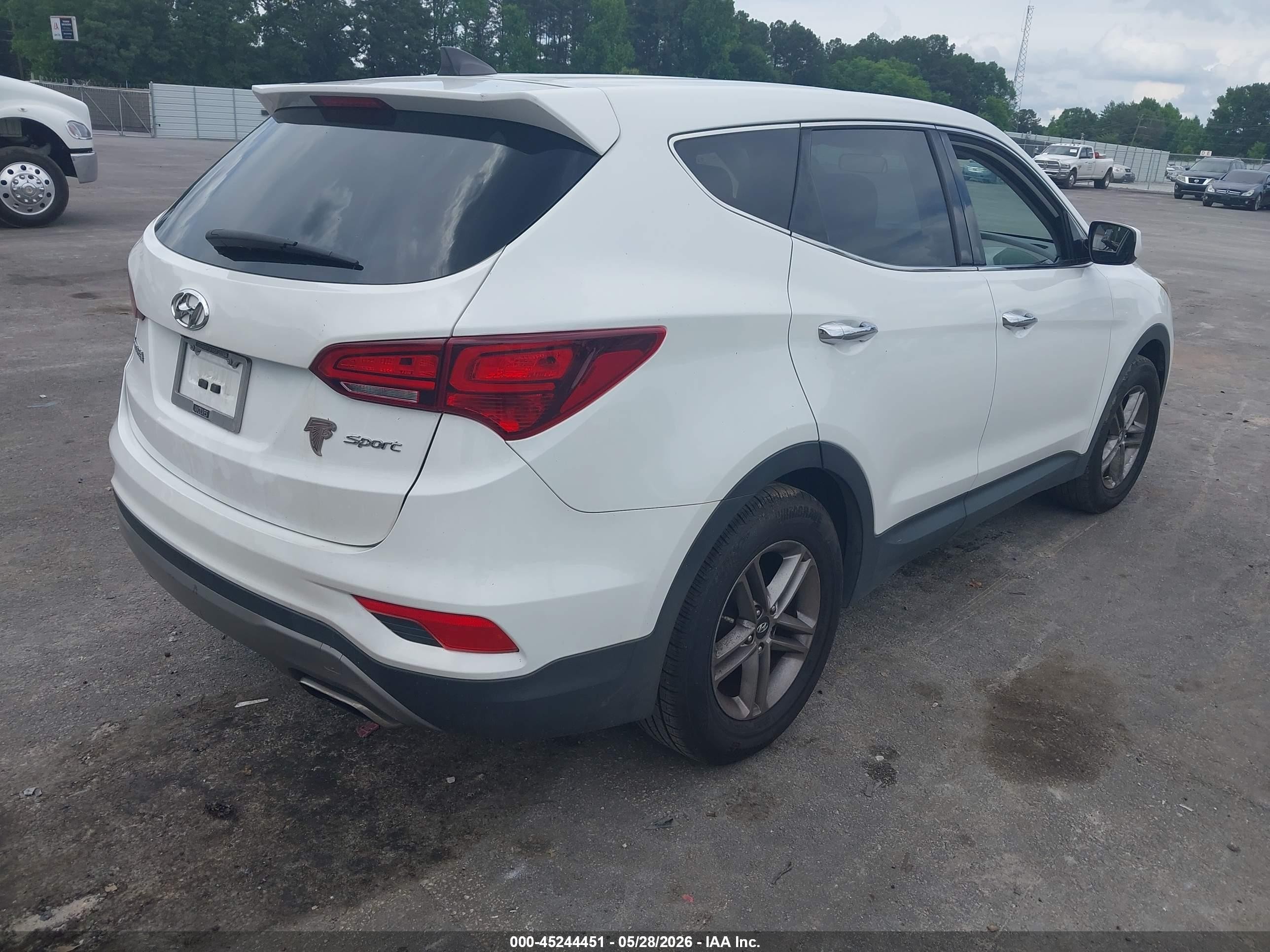 2017 Hyundai Santa Fe Sport 2.4l White vin: 5XYZT3LB8HG434282