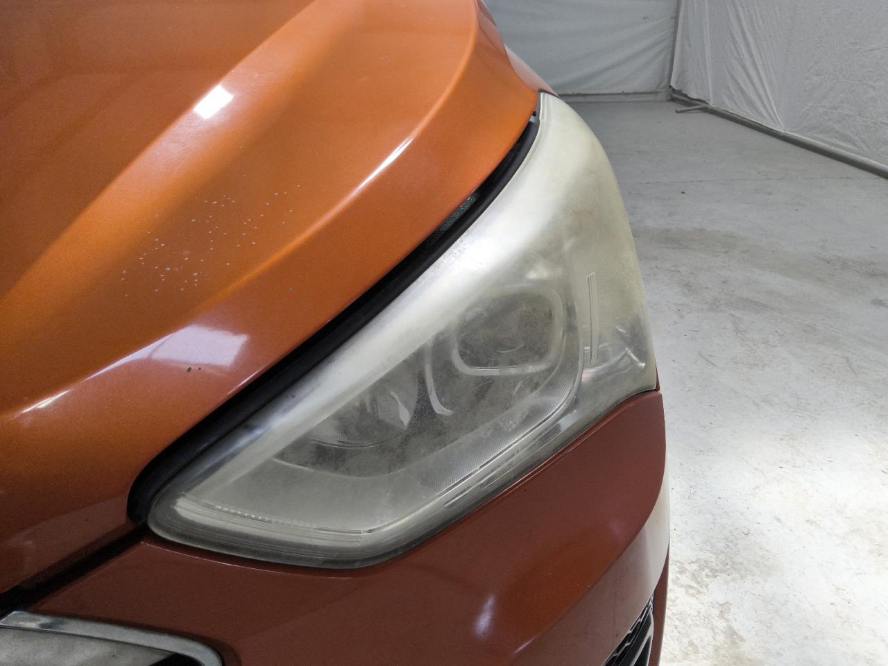 2013 Hyundai Santa Fe Sport 2.4l Orange vin: 5XYZT3LB9DG042549 Damage: Left Head Lamp, Faded, Acceptable