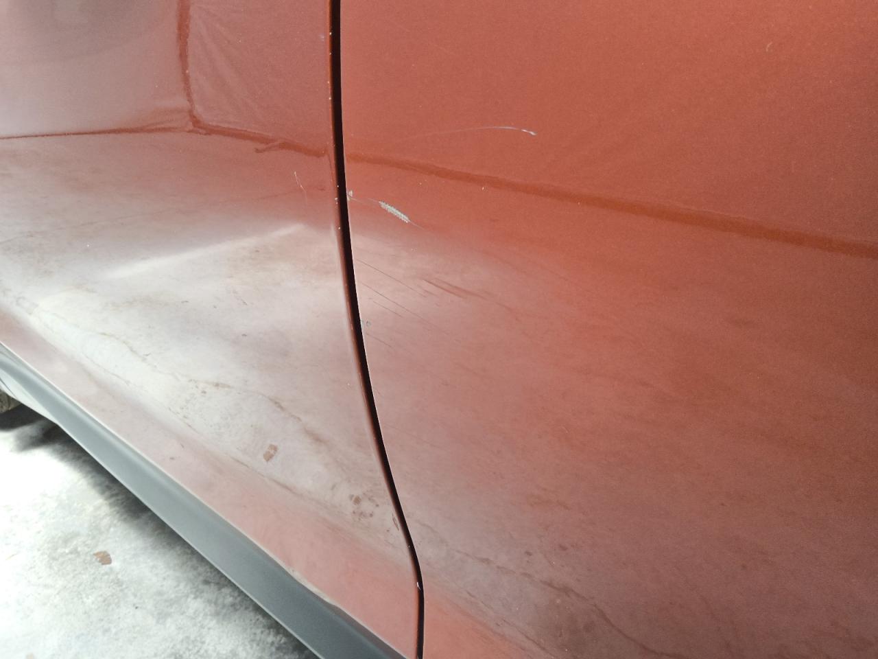 2013 Hyundai Santa Fe Sport 2.4l Orange vin: 5XYZT3LB9DG042549 Damage: Left Rear Door, Heavy Scratch, 5 To 6 Inches