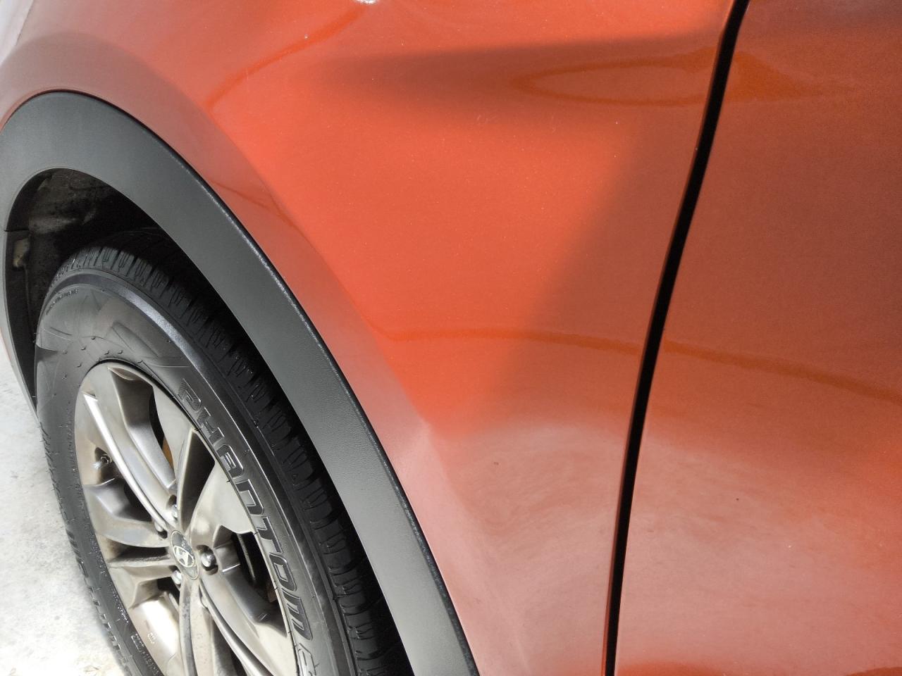 2013 Hyundai Santa Fe Sport 2.4l Orange vin: 5XYZT3LB9DG042549 Damage: Left Front Fender, Dent(S) W/ Paint Dmg, 1/8 To 1/2 Inch