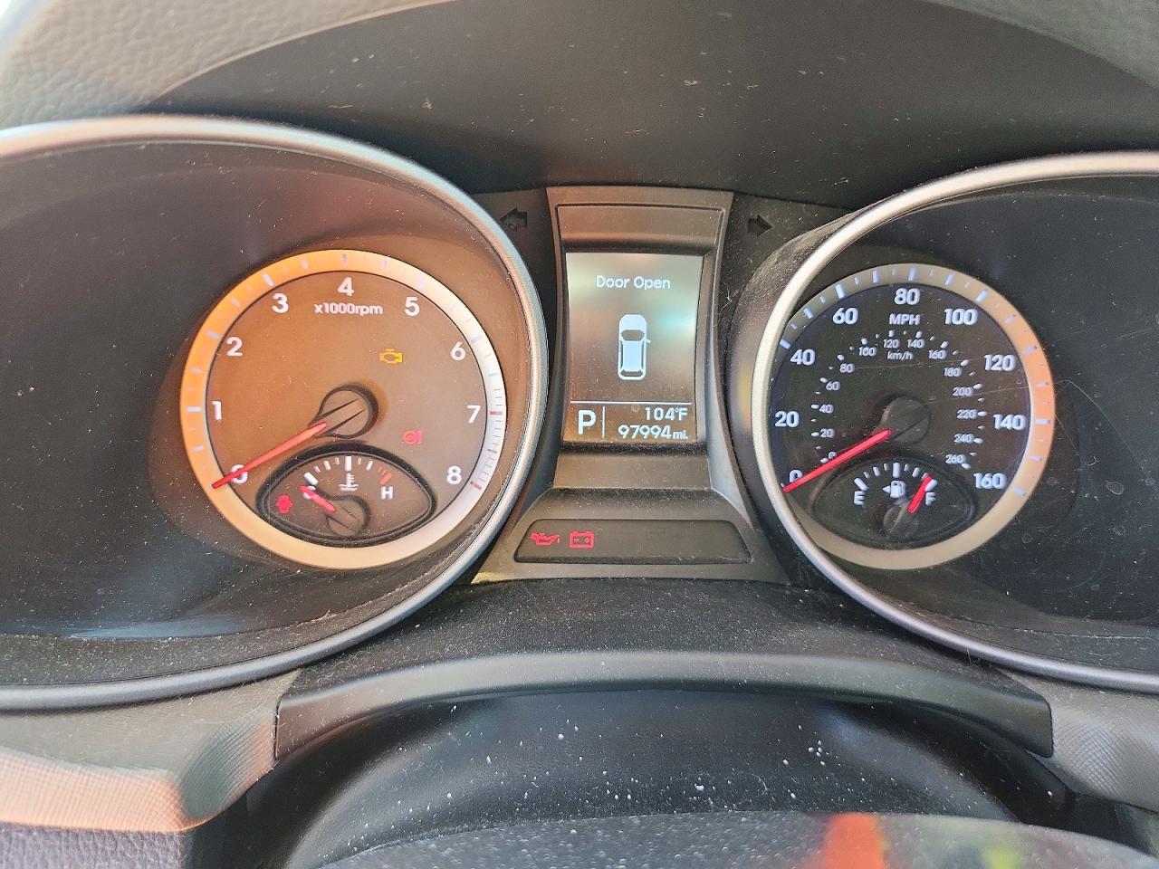 2014 Hyundai Santa Fe Sport 2.4l Silver vin: 5XYZT3LB9EG164054
