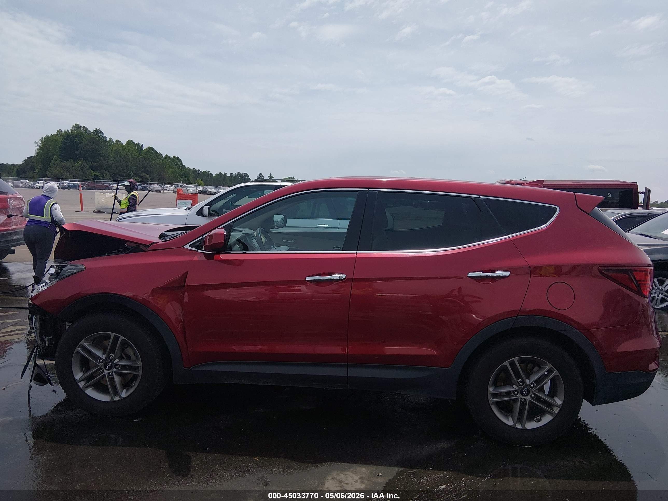 2017 Hyundai Santa Fe Sport 2.4l Красный vin: 5XYZT3LB9HG381351