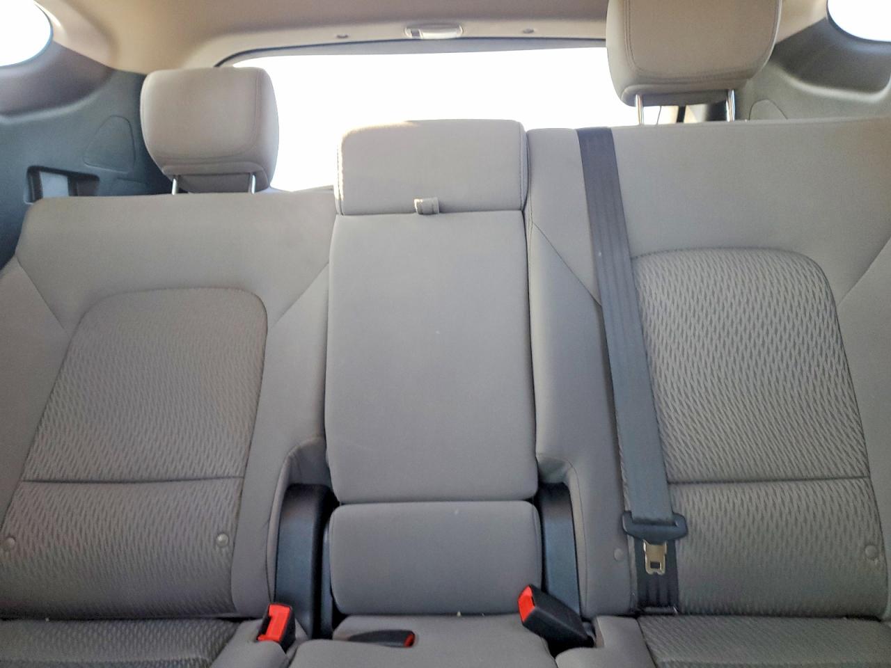 2017 Hyundai Santa Fe Sport 2.4l Серебряный vin: 5XYZT3LB9HG409374
