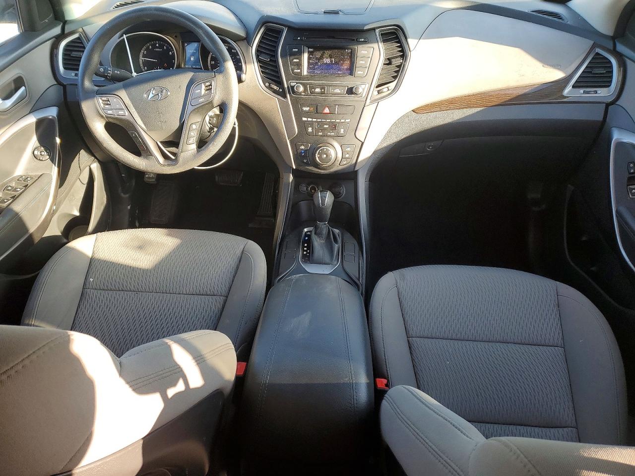 2017 Hyundai Santa Fe Sport 2.4l Серебряный vin: 5XYZT3LB9HG409374