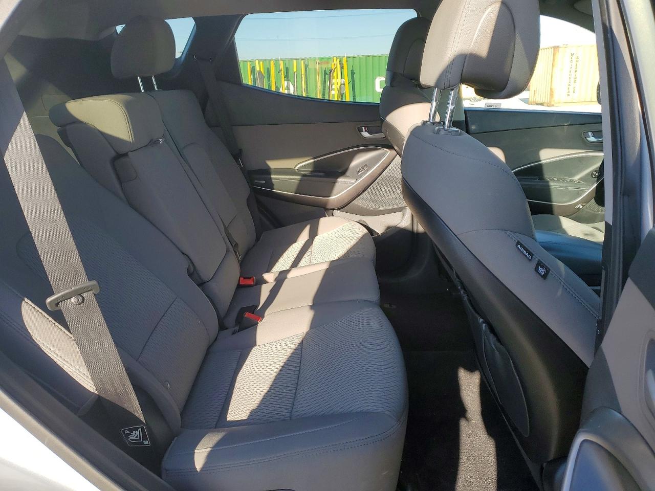 2017 Hyundai Santa Fe Sport 2.4l Серебряный vin: 5XYZT3LB9HG409374