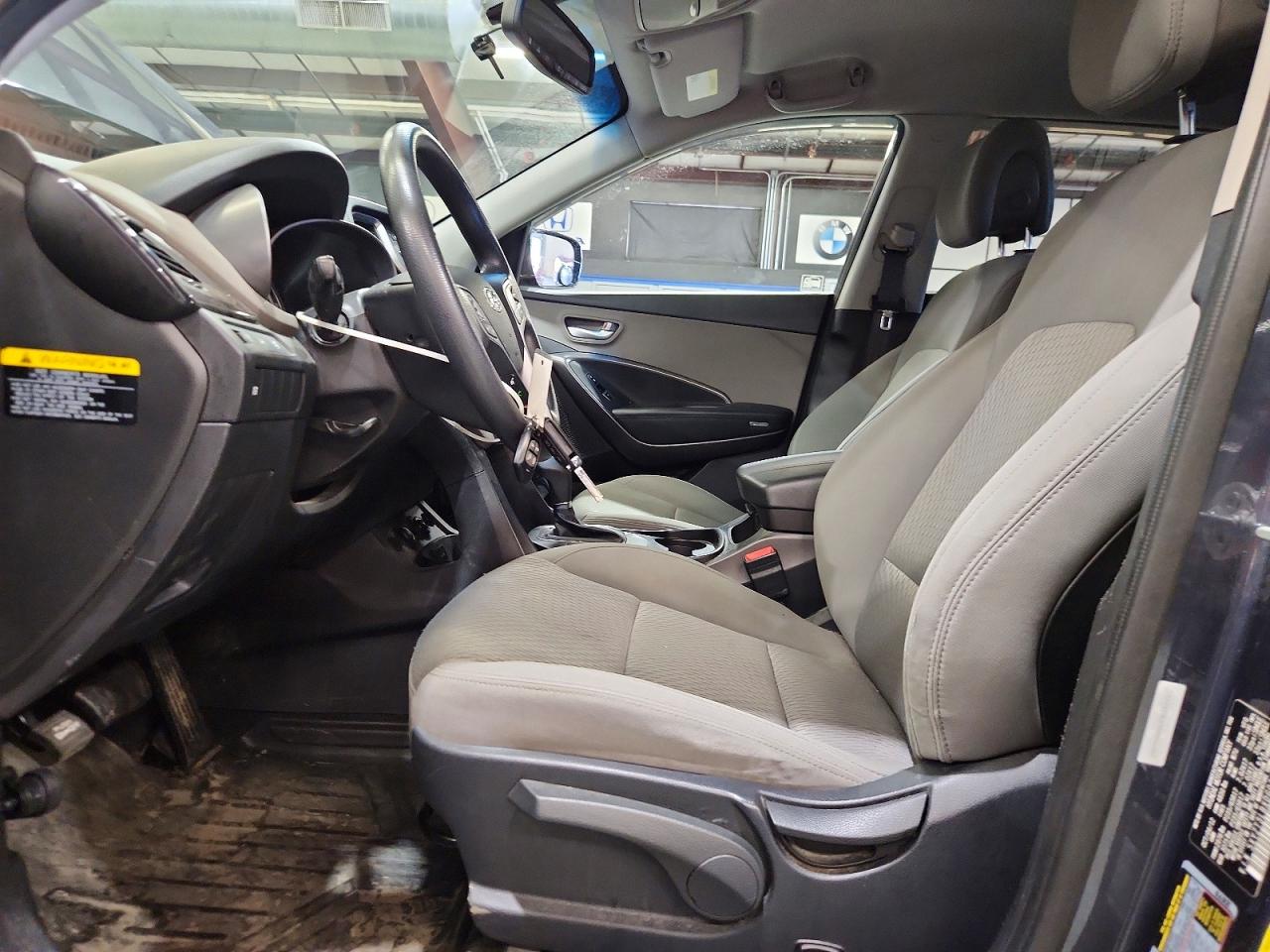 2013 Hyundai Santa Fe Sport 2.4l Blue vin: 5XYZT3LBXDG026389