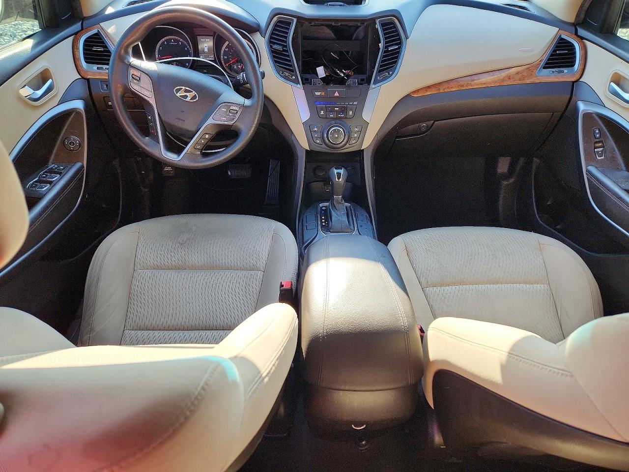 2013 Hyundai Santa Fe Sport 2.4l White vin: 5XYZT3LBXDG035383