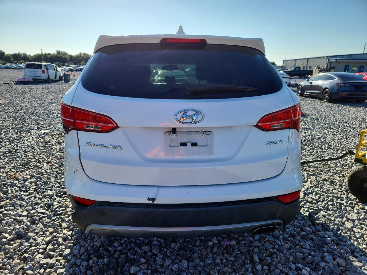 2013 Hyundai Santa Fe Sport 2.4l White vin: 5XYZT3LBXDG035383