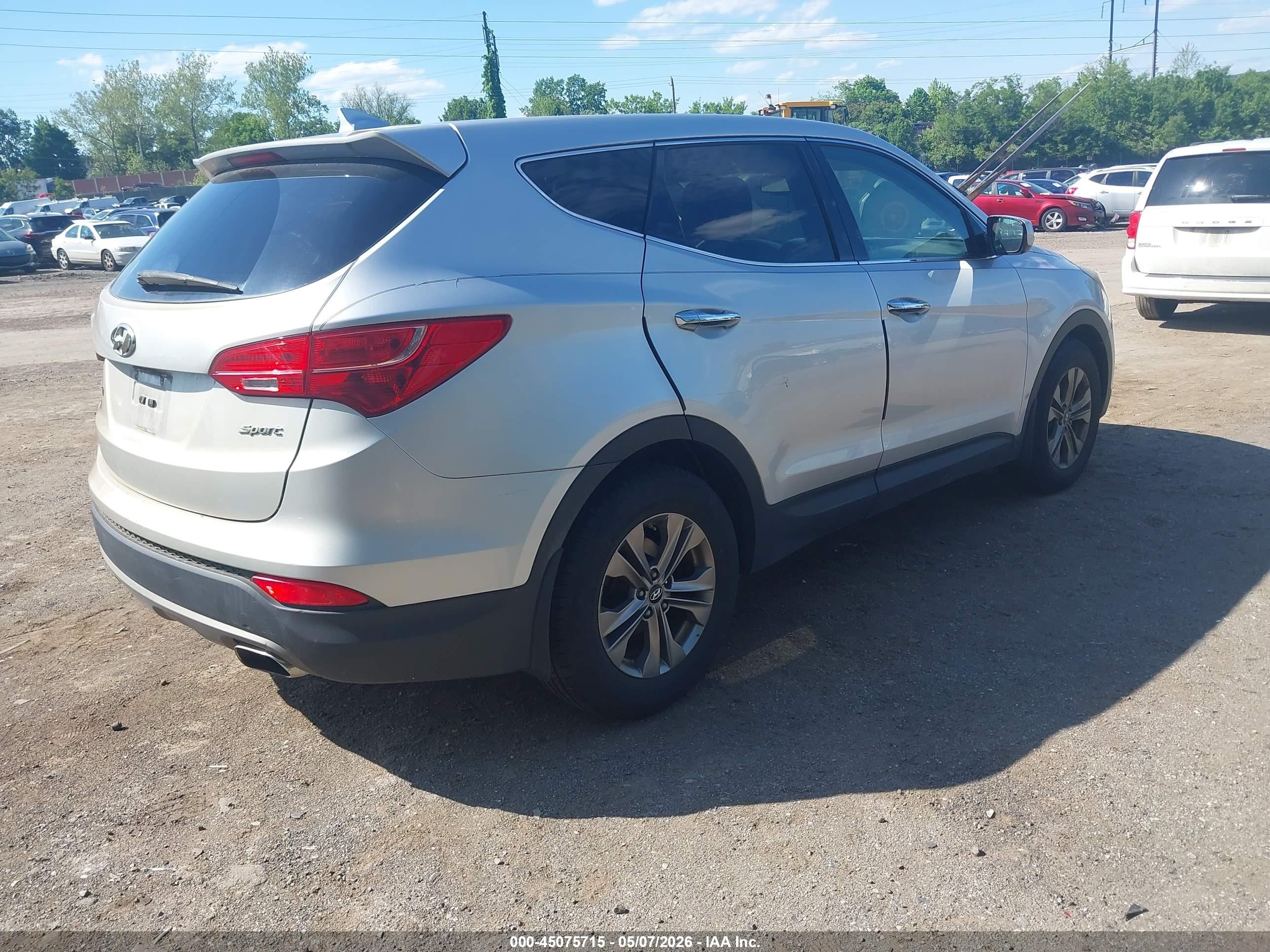 2014 Hyundai Santa Fe Sport 2.4l Silver vin: 5XYZT3LBXEG152060