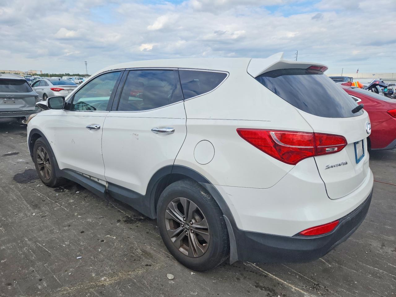 2014 Hyundai Santa Fe Sport 2.4l White vin: 5XYZT3LBXEG184961