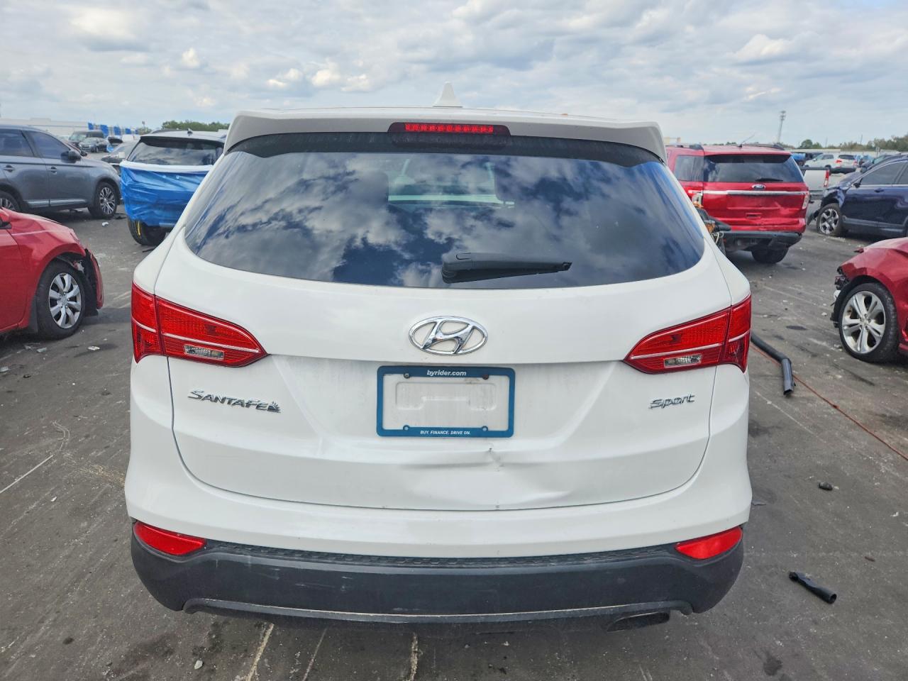 2014 Hyundai Santa Fe Sport 2.4l White vin: 5XYZT3LBXEG184961