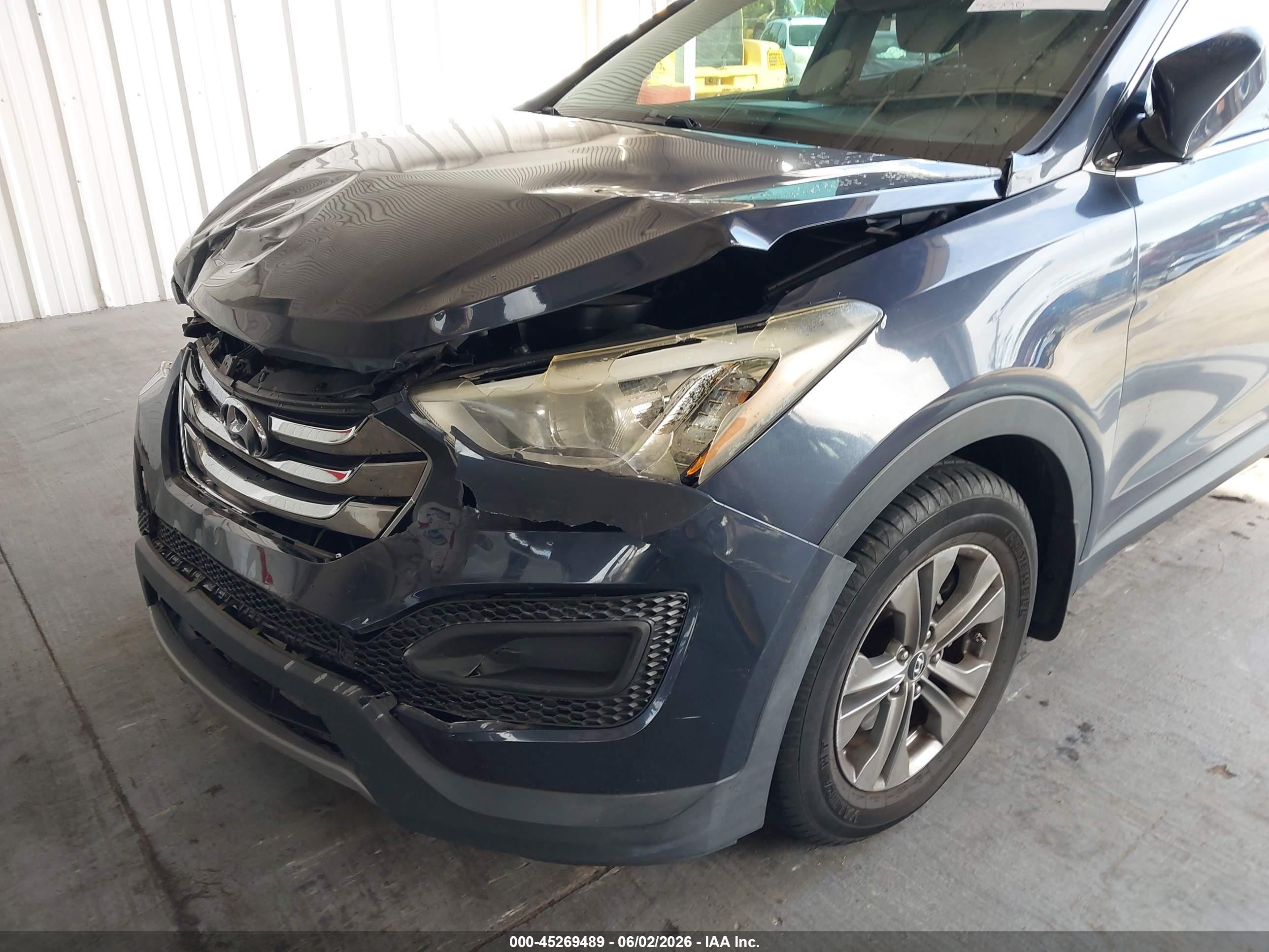 2014 Hyundai Santa Fe Sport 2.4l Blue vin: 5XYZT3LBXEG189156