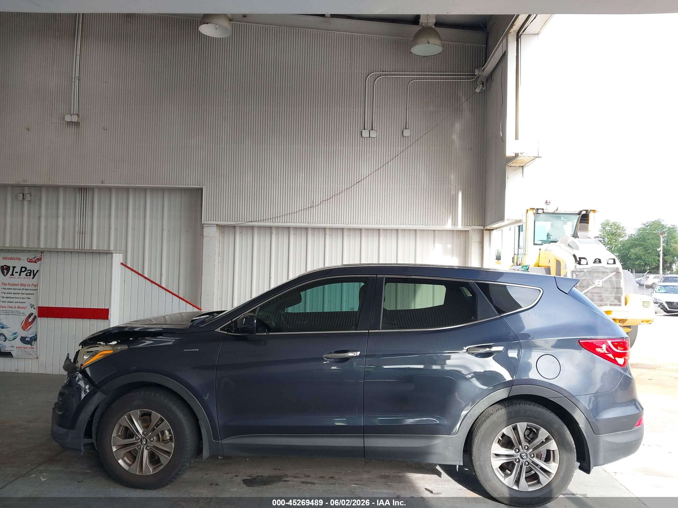 2014 Hyundai Santa Fe Sport 2.4l Blue vin: 5XYZT3LBXEG189156