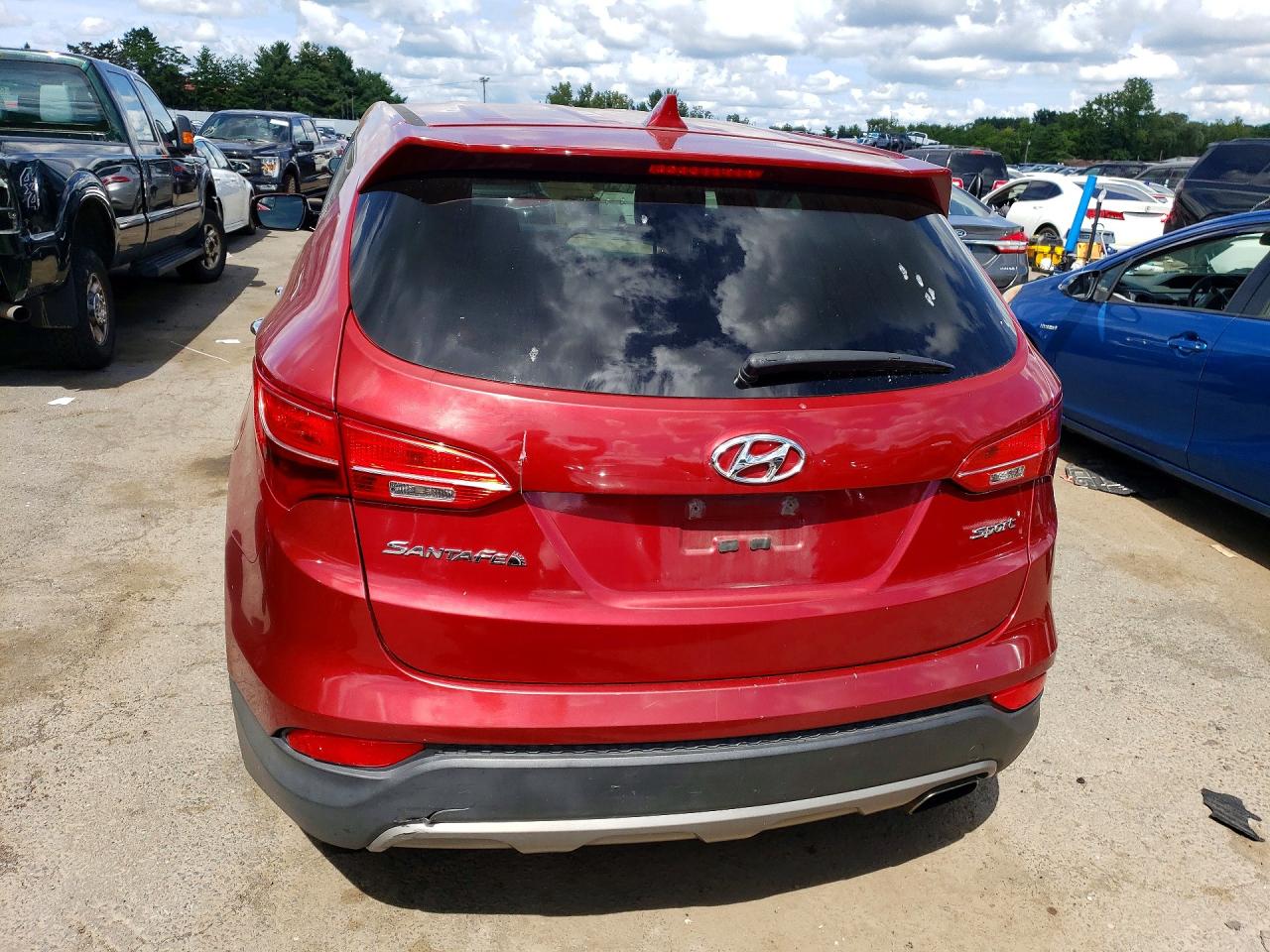 2015 Hyundai Santa Fe Sport 2.4l Red vin: 5XYZT3LBXFG258459