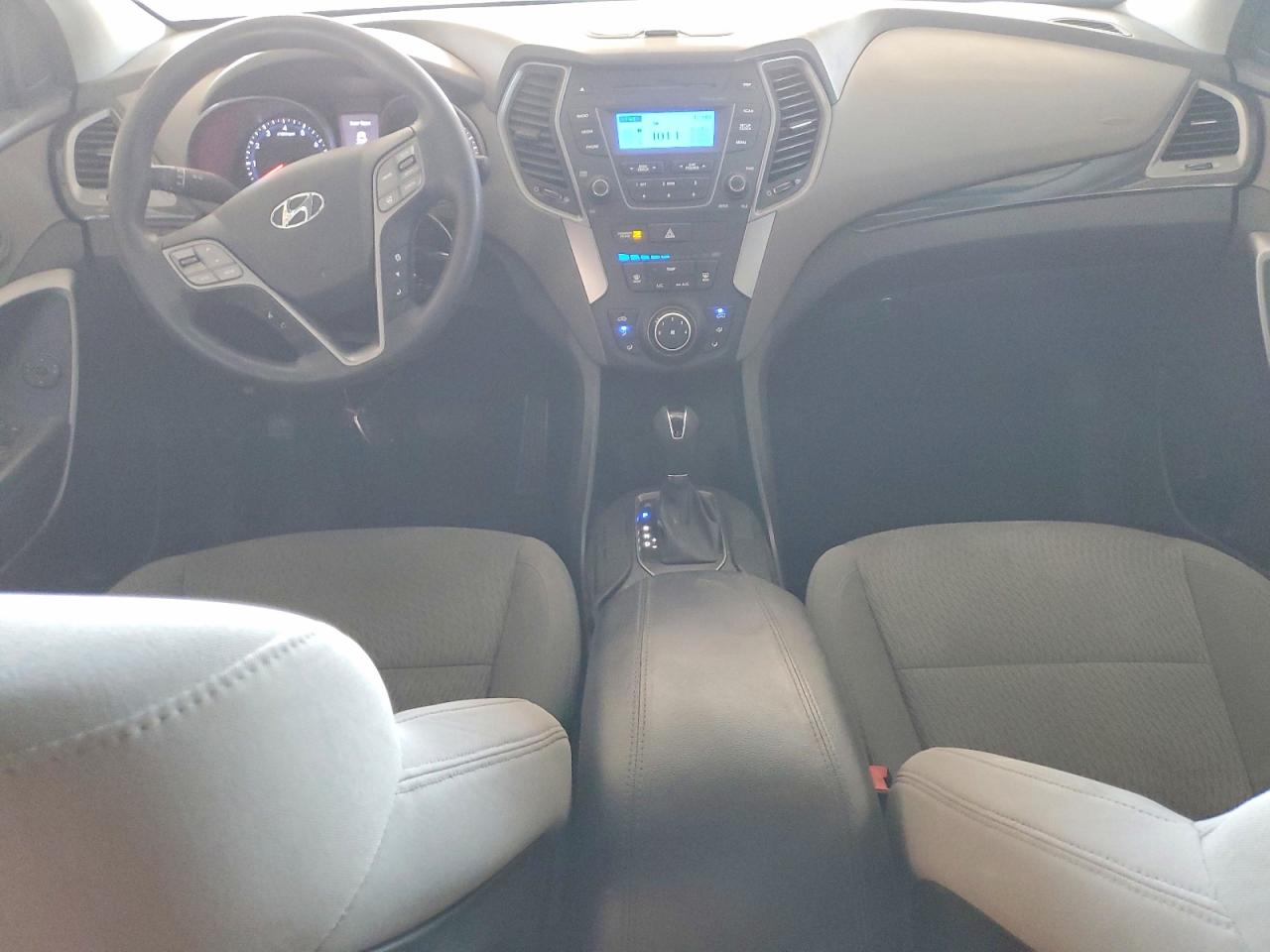 2015 Hyundai Santa Fe Sport 2.4l White vin: 5XYZT3LBXFG259966