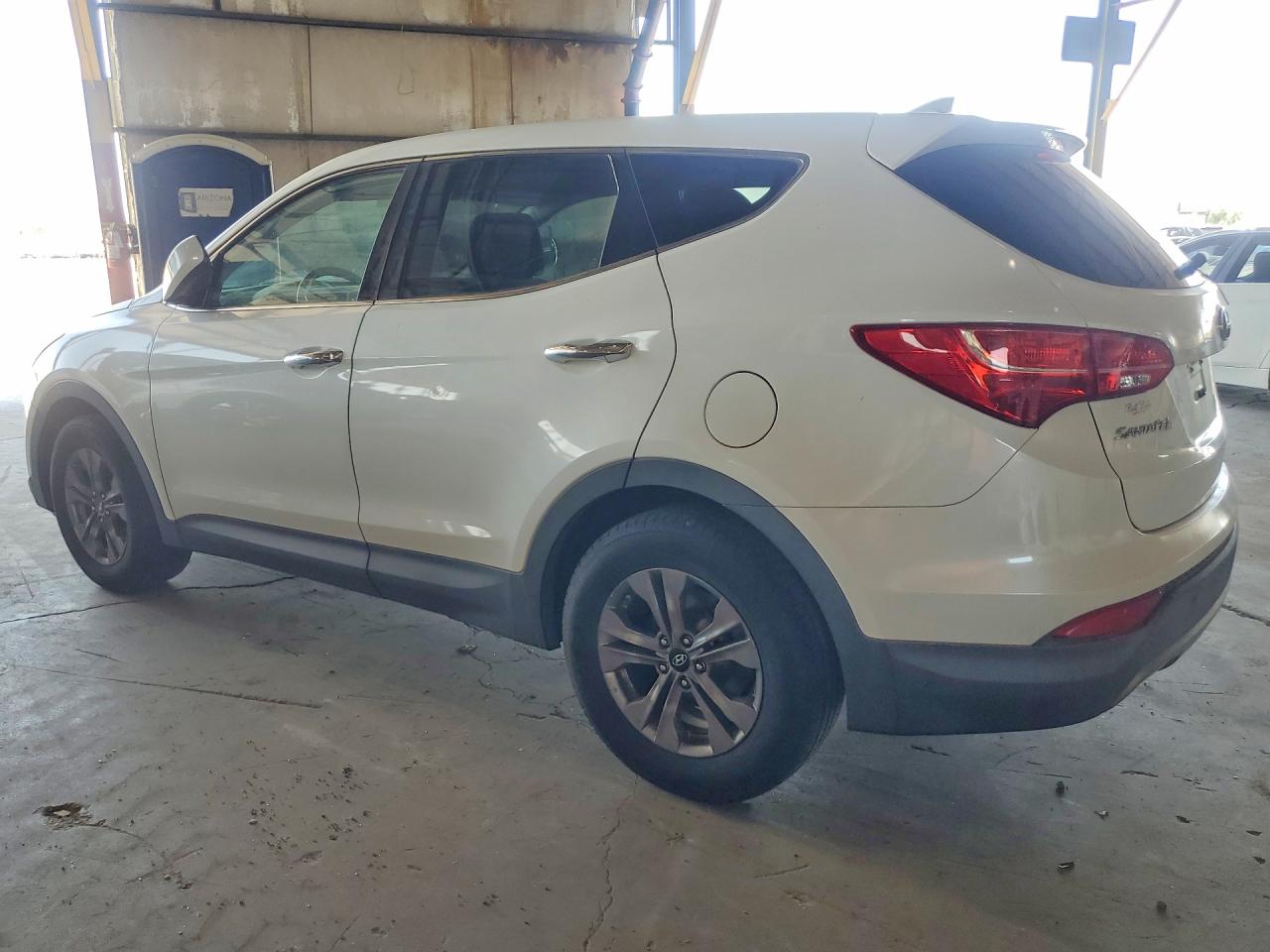 2015 Hyundai Santa Fe Sport 2.4l White vin: 5XYZT3LBXFG259966