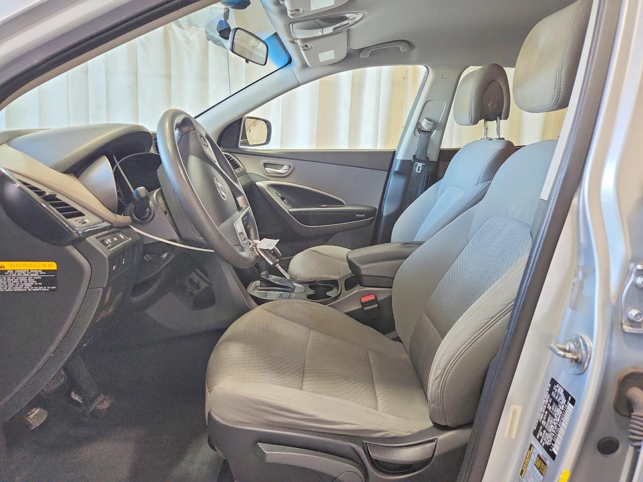 2015 Hyundai Santa Fe Sport 2.4l Silver vin: 5XYZTDLB0FG251218