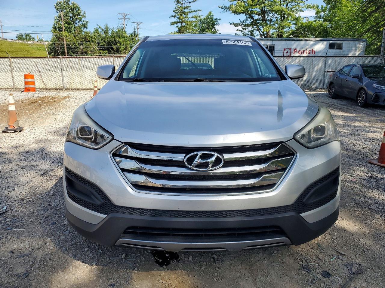2016 Hyundai Santa Fe Sport 2.4l Silver vin: 5XYZTDLB0GG322659