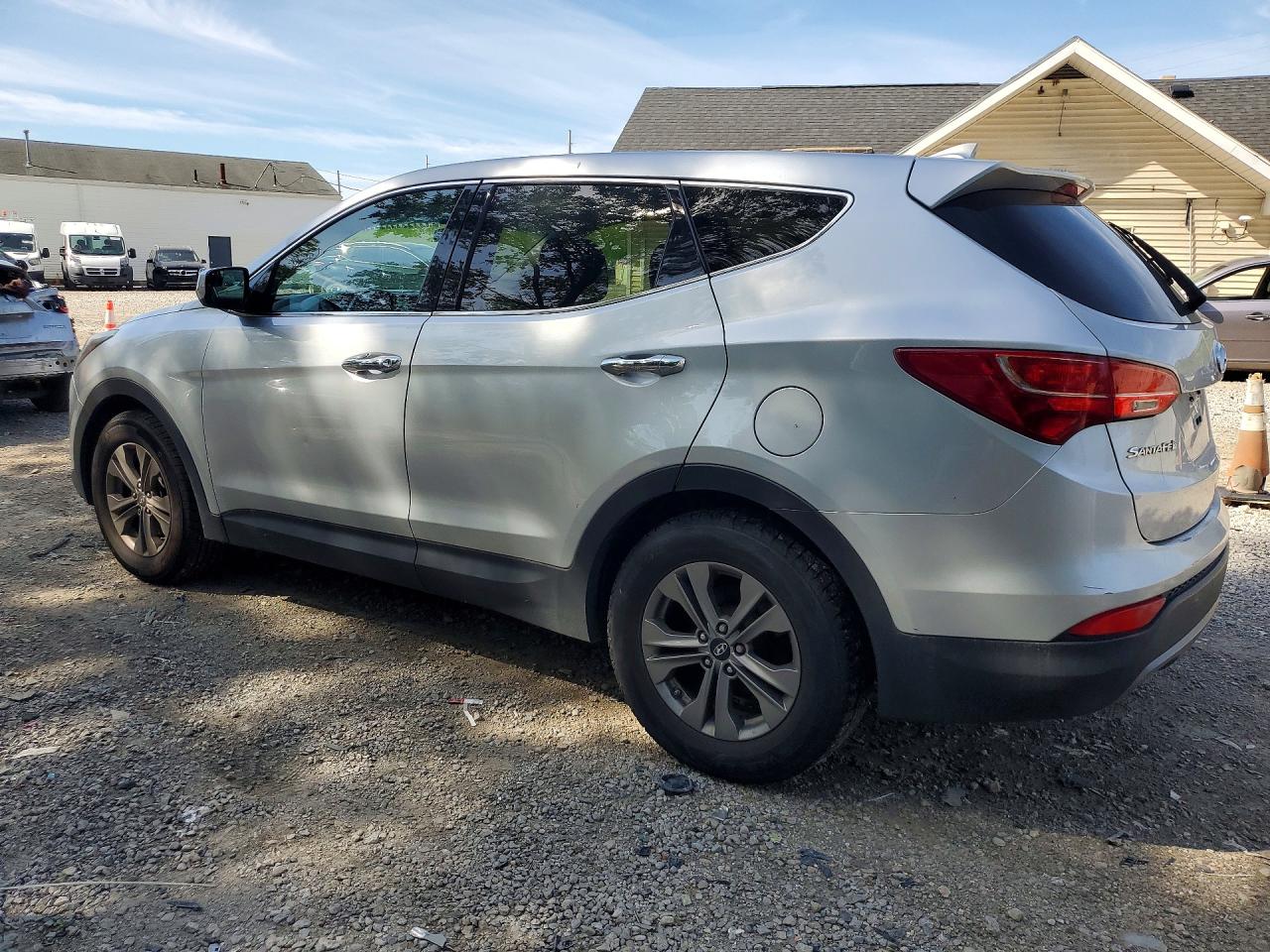 2016 Hyundai Santa Fe Sport 2.4l Silver vin: 5XYZTDLB0GG322659