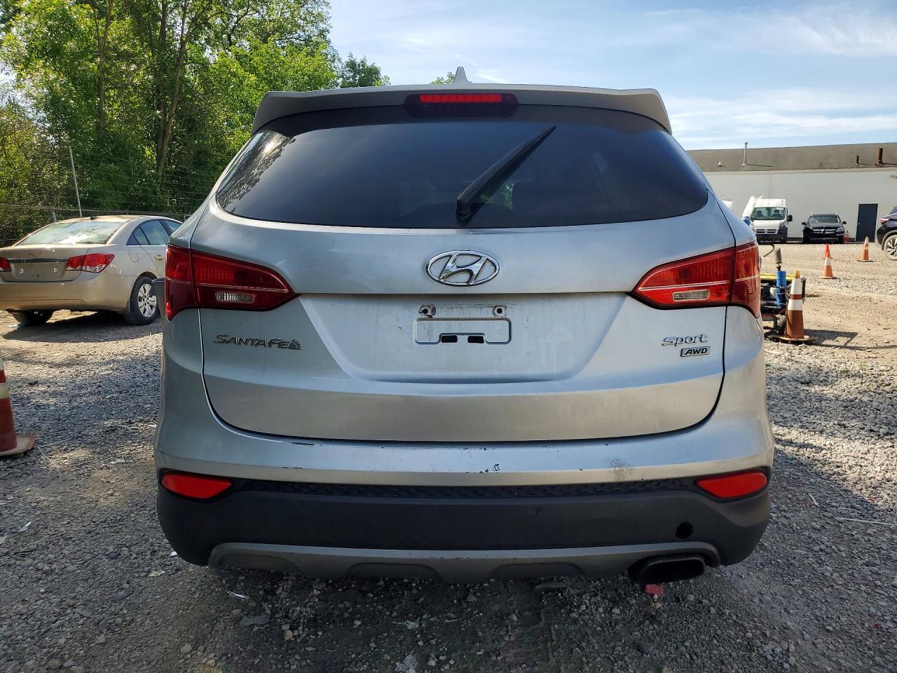 2016 Hyundai Santa Fe Sport 2.4l Silver vin: 5XYZTDLB0GG322659
