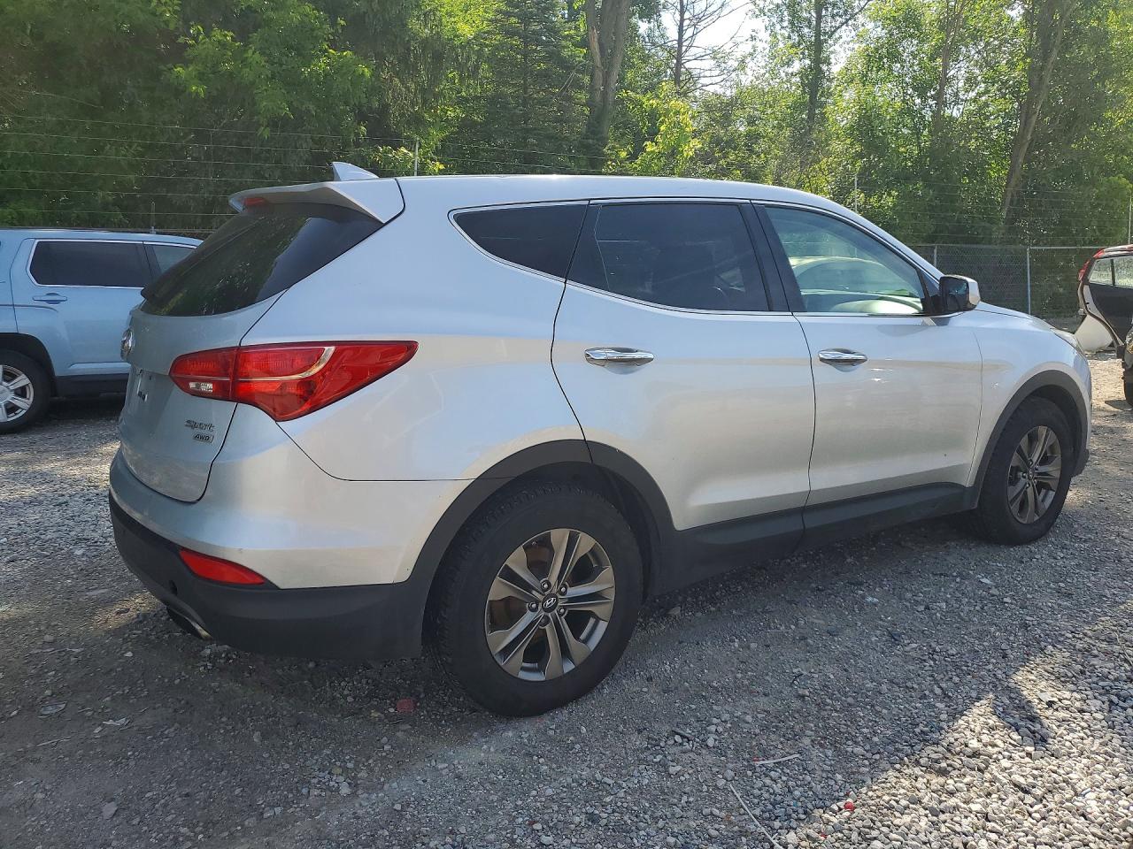 2016 Hyundai Santa Fe Sport 2.4l Silver vin: 5XYZTDLB0GG322659