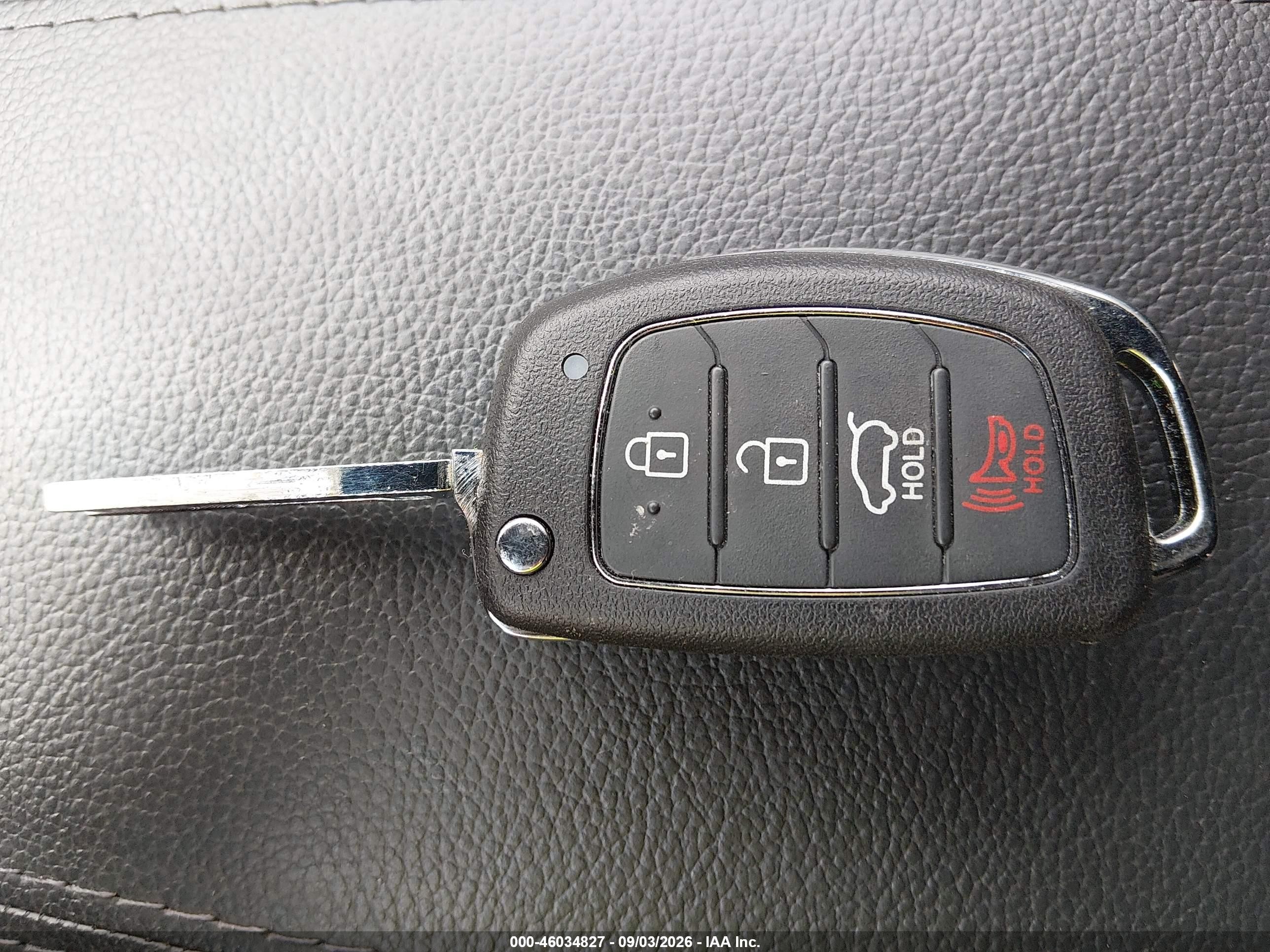 2016 Hyundai Santa Fe Sport 2.4l Серый vin: 5XYZTDLB0GG340093