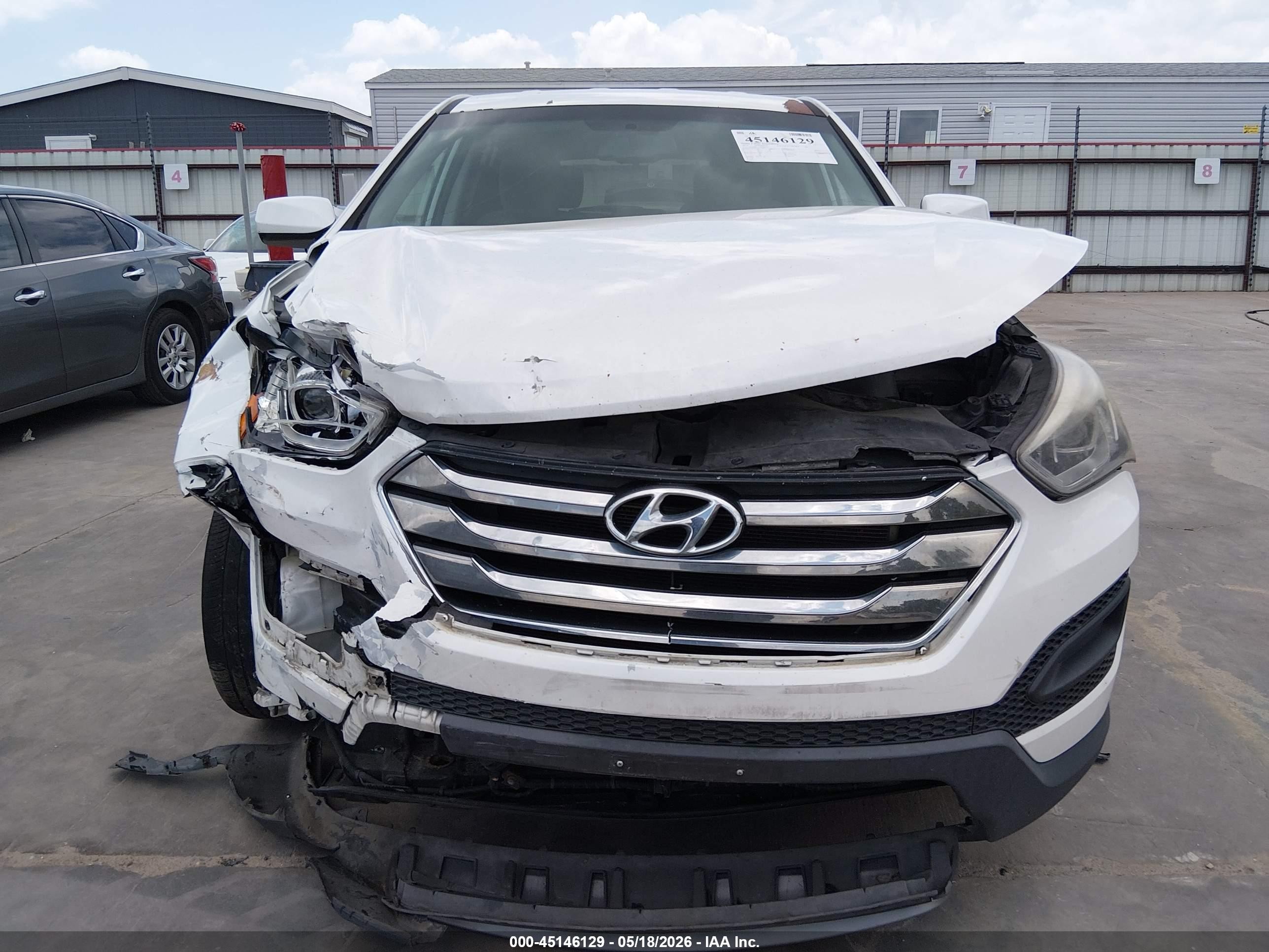 2014 Hyundai Santa Fe Sport 2.4l White vin: 5XYZTDLB1EG202446