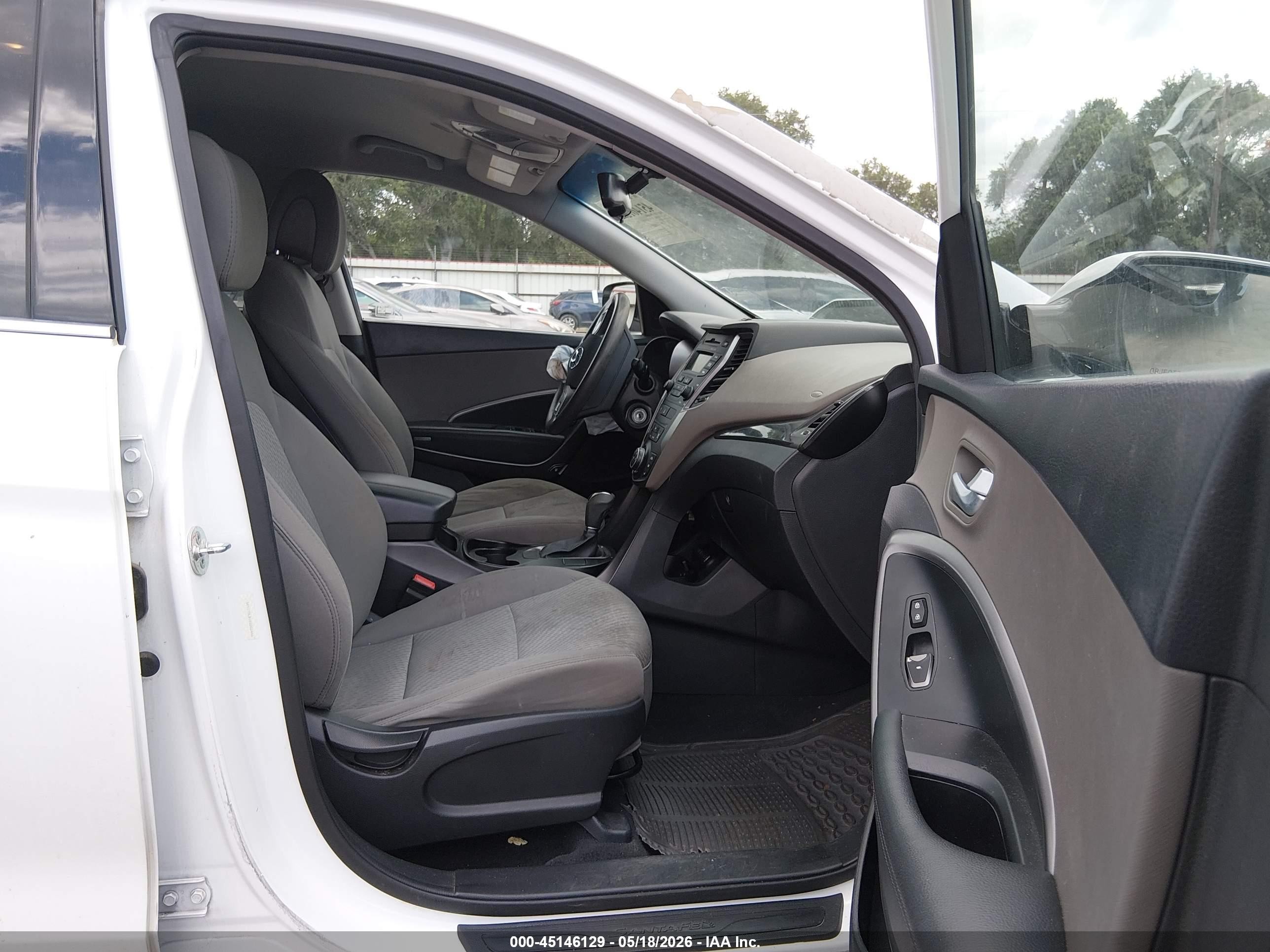 2014 Hyundai Santa Fe Sport 2.4l White vin: 5XYZTDLB1EG202446