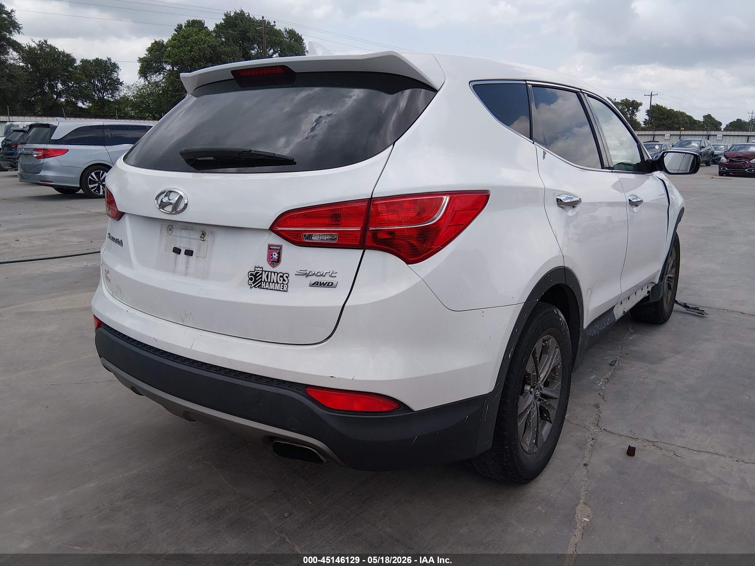 2014 Hyundai Santa Fe Sport 2.4l White vin: 5XYZTDLB1EG202446
