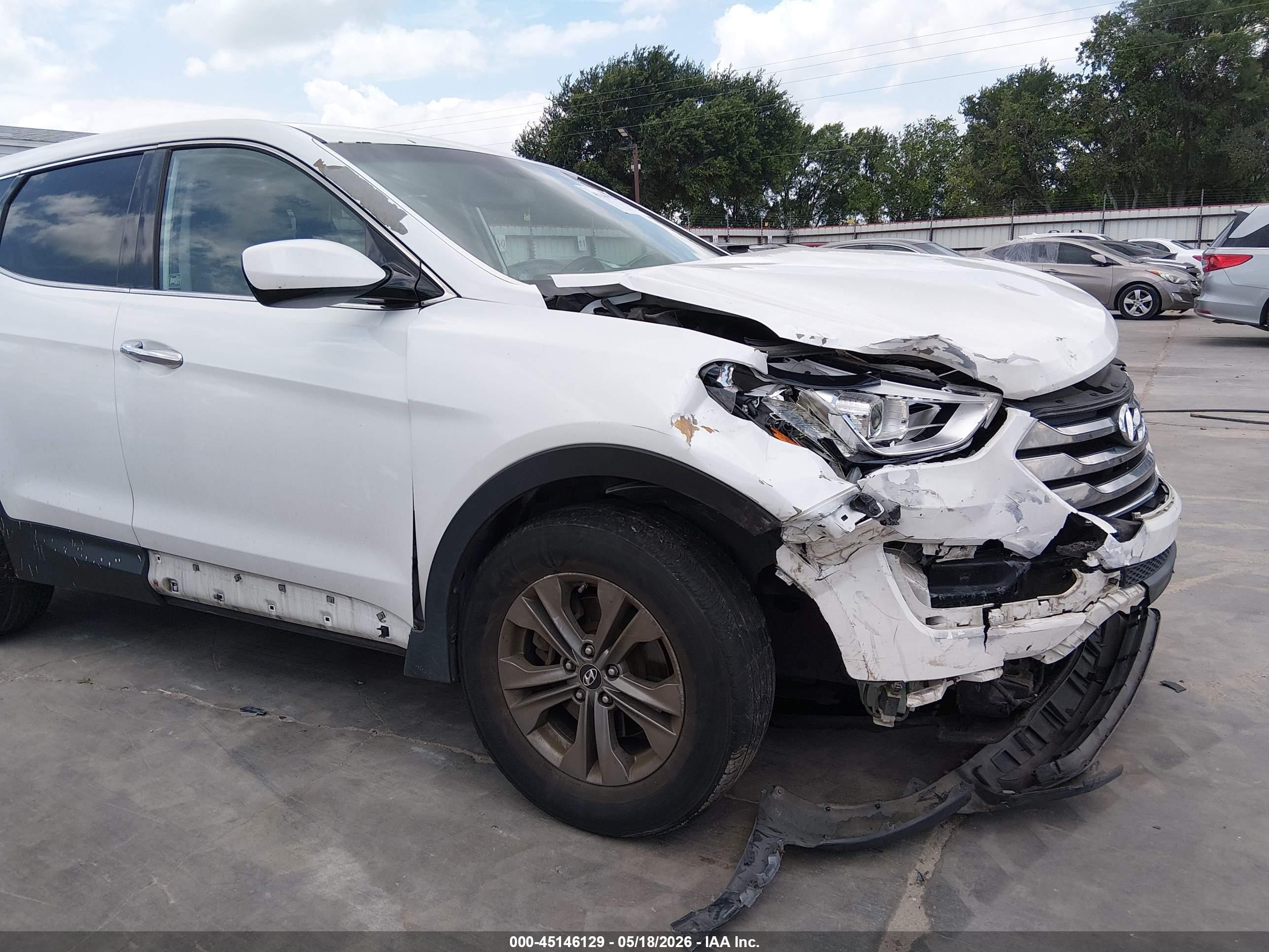 2014 Hyundai Santa Fe Sport 2.4l White vin: 5XYZTDLB1EG202446