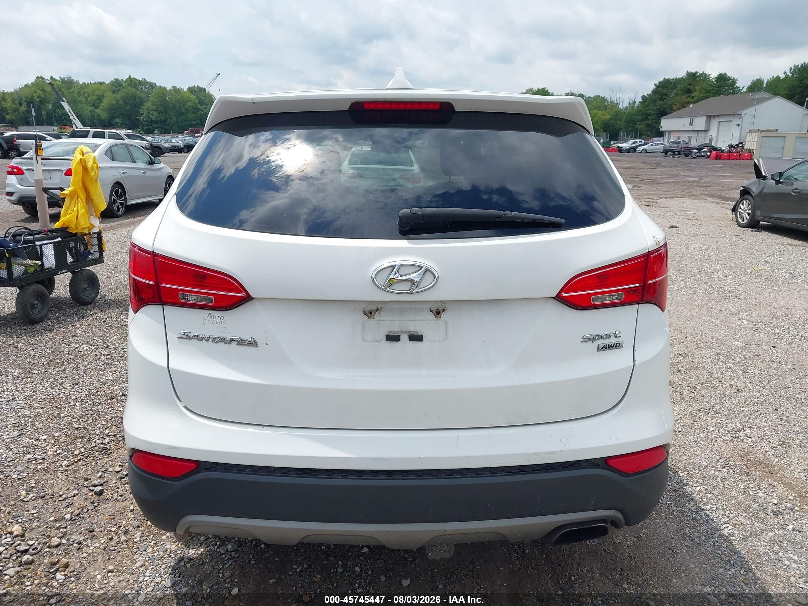 2015 Hyundai Santa Fe Sport 2.4l White vin: 5XYZTDLB1FG269243