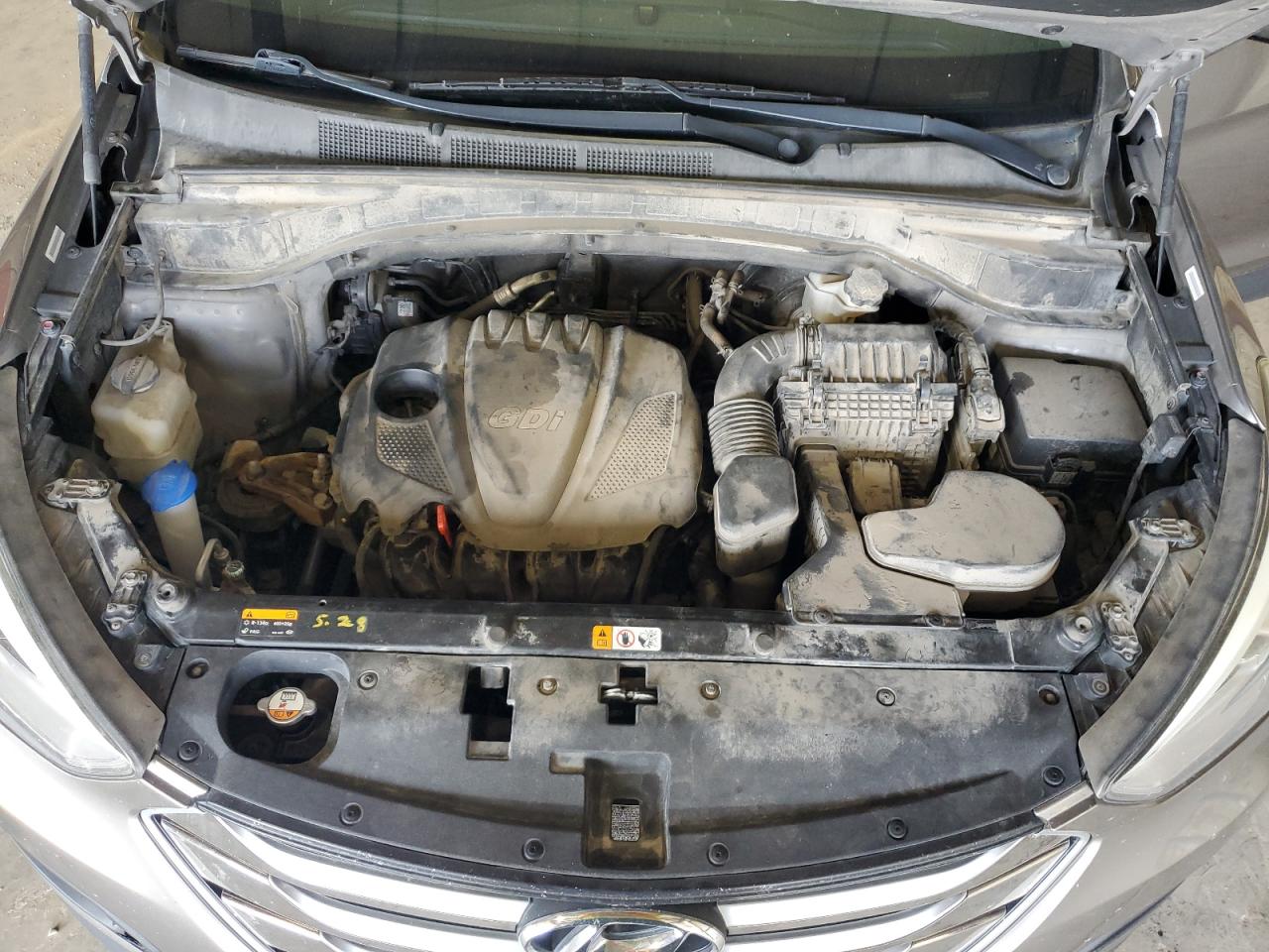 2015 Hyundai Santa Fe Sport Серебряный vin: 5XYZTDLB1FG269274