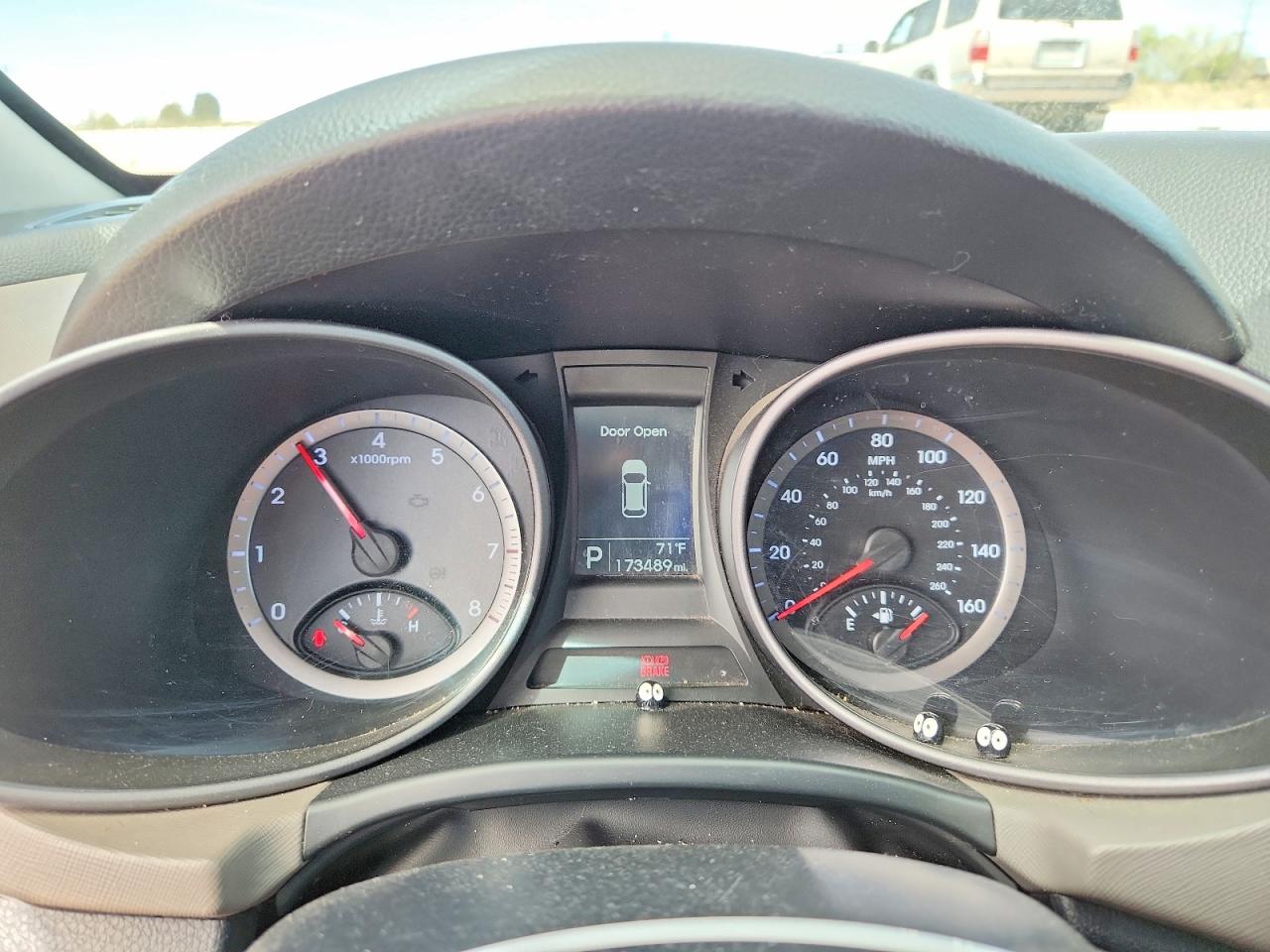 2015 Hyundai Santa Fe Sport 2.4l Silver vin: 5XYZTDLB1FG292697