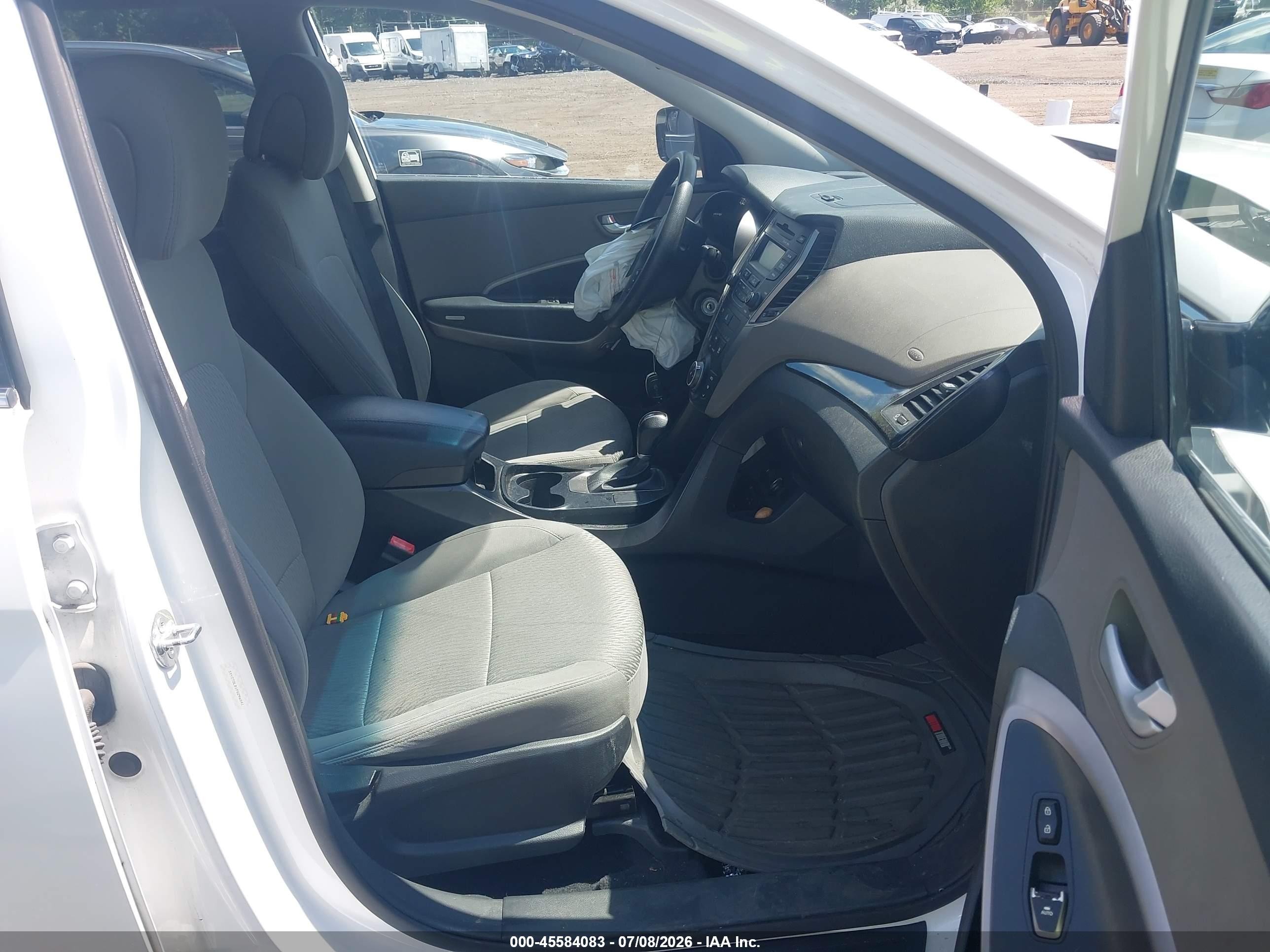 2015 Hyundai Santa Fe Sport 2.4l Белый vin: 5XYZTDLB1FG296541