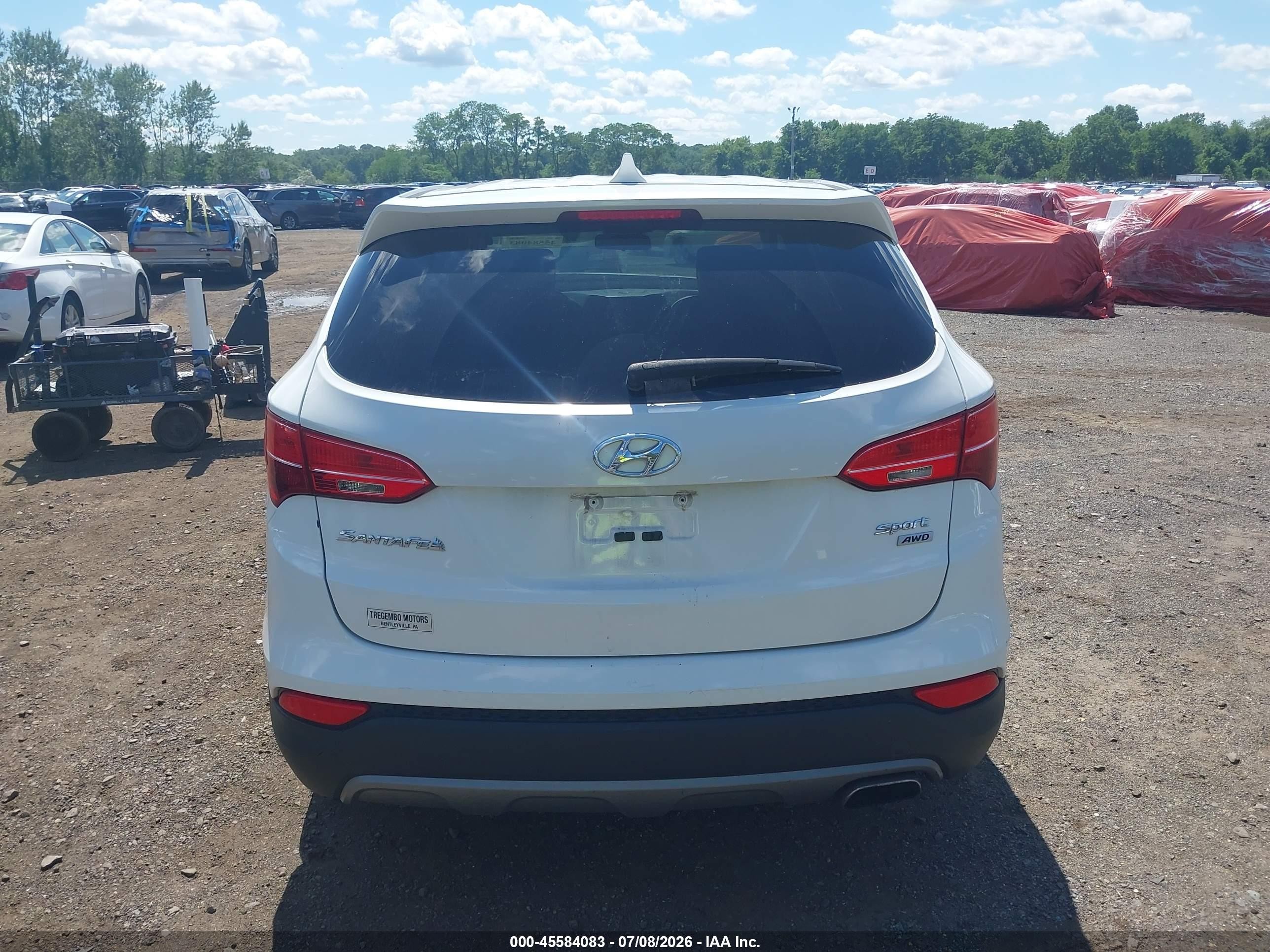 2015 Hyundai Santa Fe Sport 2.4l Белый vin: 5XYZTDLB1FG296541