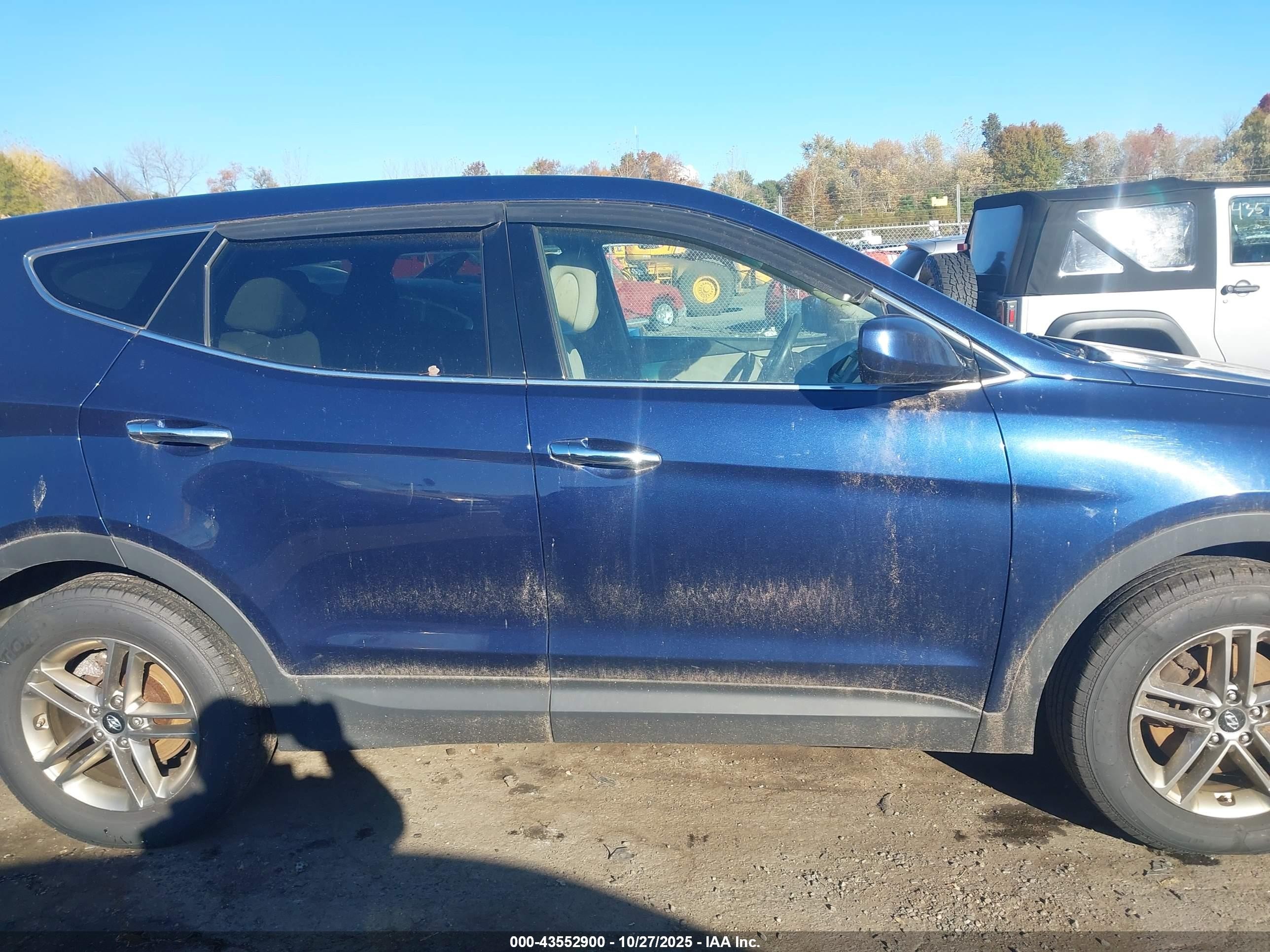 2018 Hyundai Santa Fe Sport 2.4l Синий vin: 5XYZTDLB1JG569356