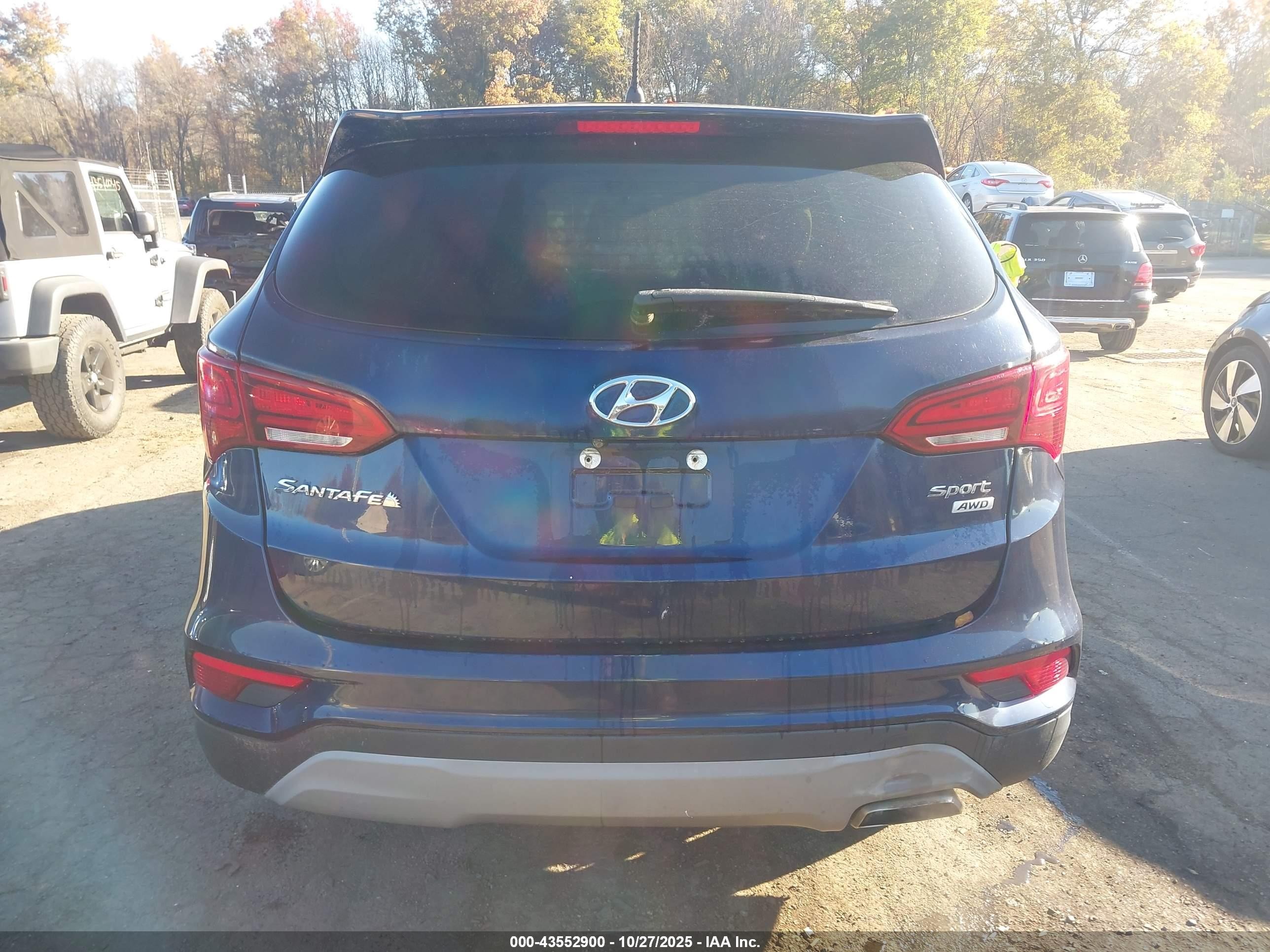 2018 Hyundai Santa Fe Sport 2.4l Синий vin: 5XYZTDLB1JG569356