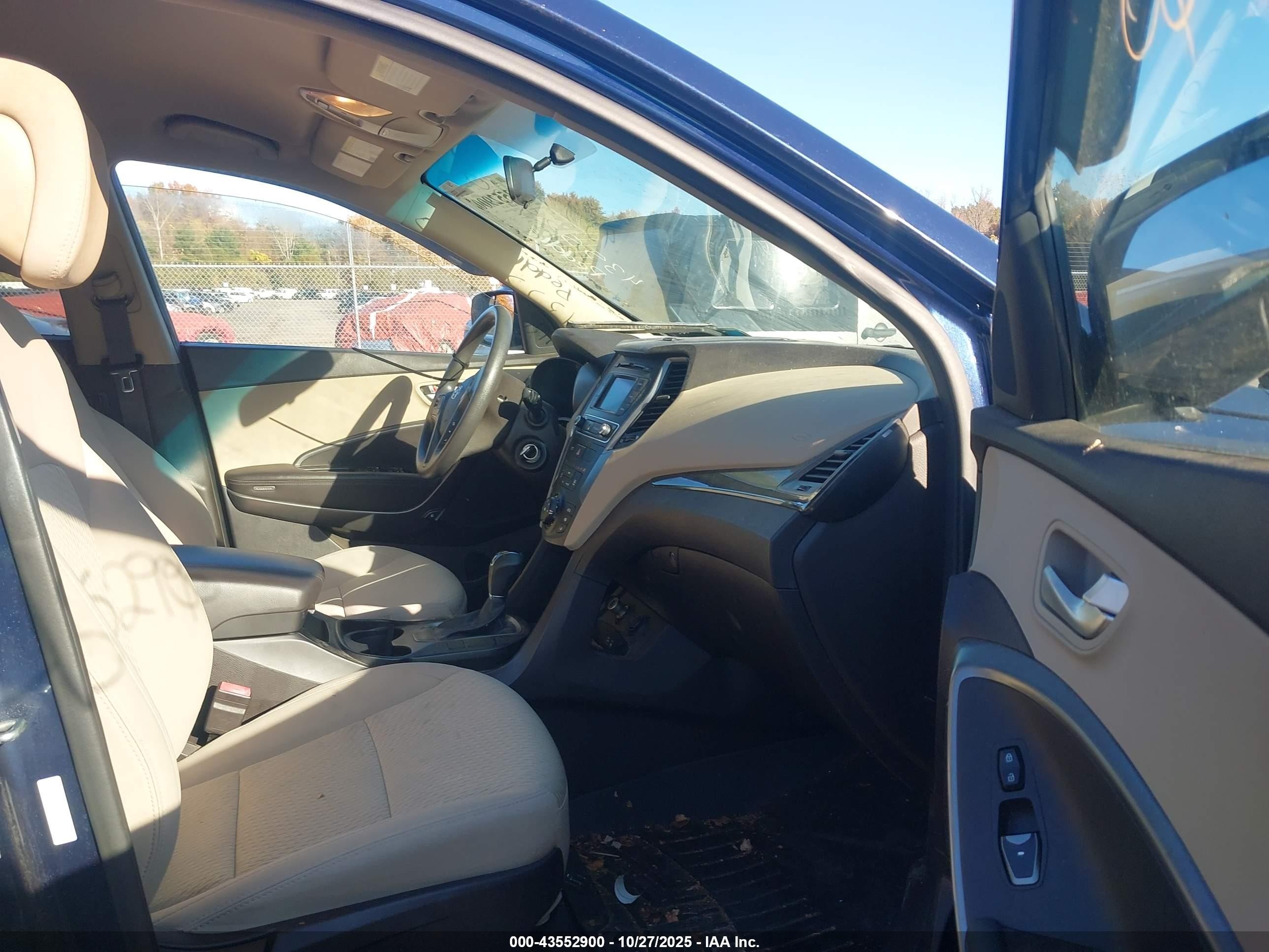 2018 Hyundai Santa Fe Sport 2.4l Синий vin: 5XYZTDLB1JG569356