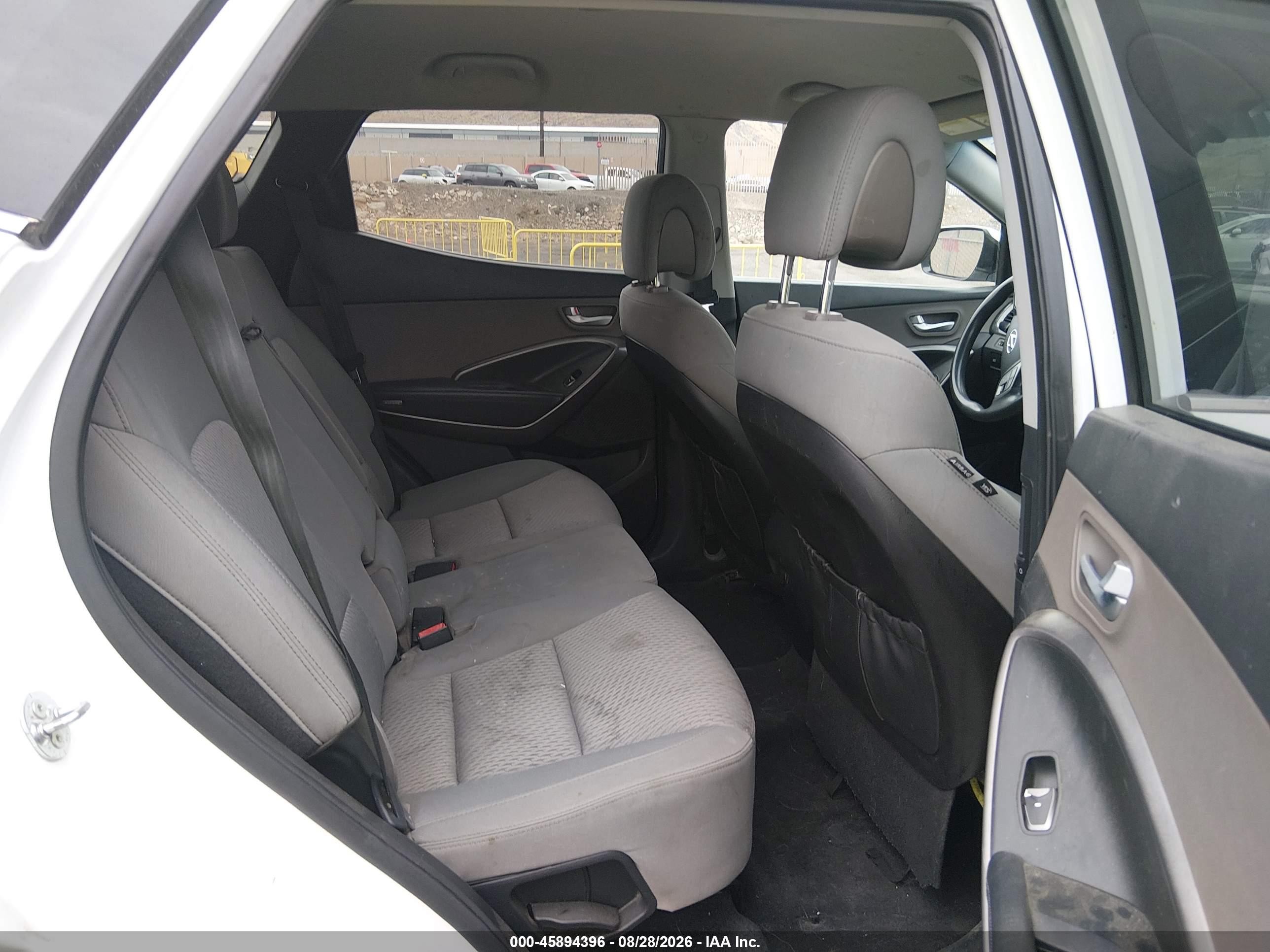 2013 Hyundai Santa Fe Sport White vin: 5XYZTDLB2DG050420