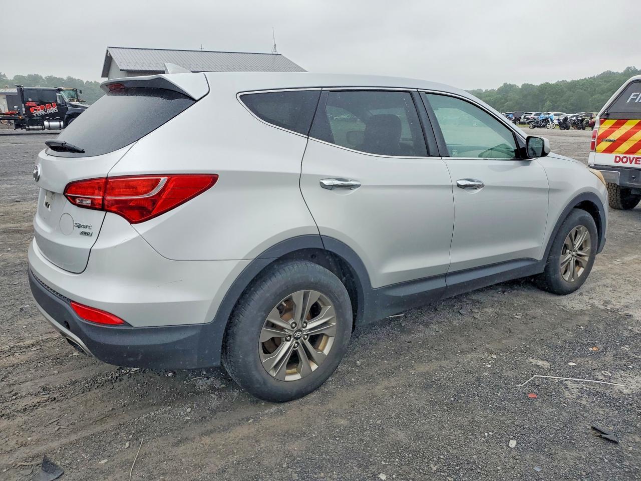 2014 Hyundai Santa Fe Sport 2.4l Silver vin: 5XYZTDLB3EG150897