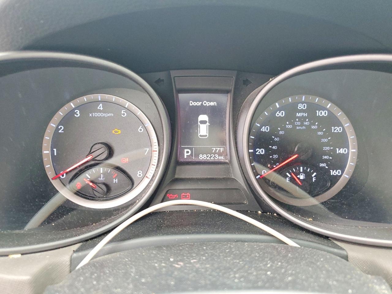2014 Hyundai Santa Fe Sport 2.4l Silver vin: 5XYZTDLB3EG150897
