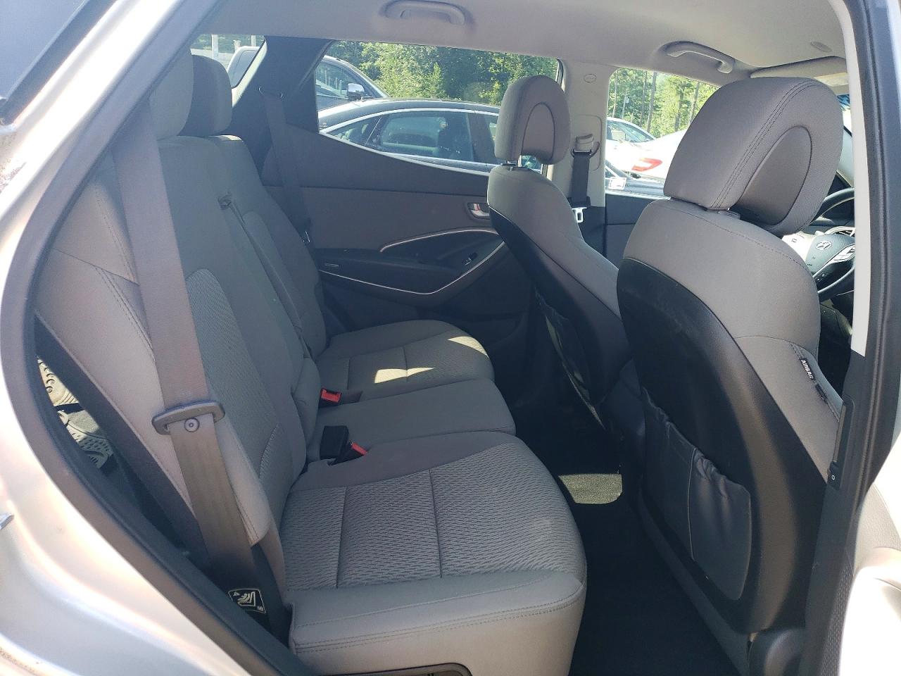 2015 Hyundai Santa Fe Sport 2.4l Silver vin: 5XYZTDLB3FG253836