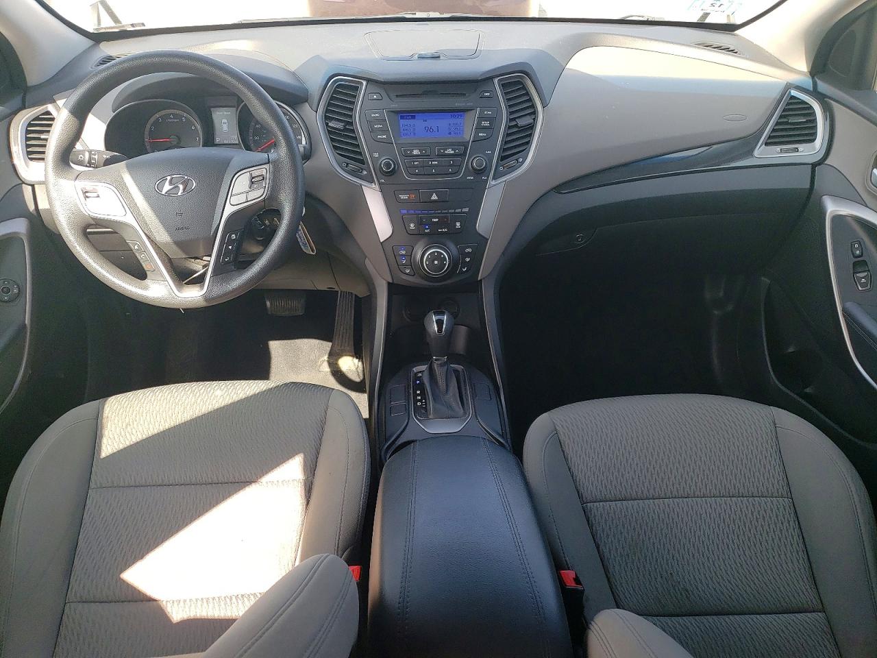 2015 Hyundai Santa Fe Sport 2.4l Silver vin: 5XYZTDLB3FG253836