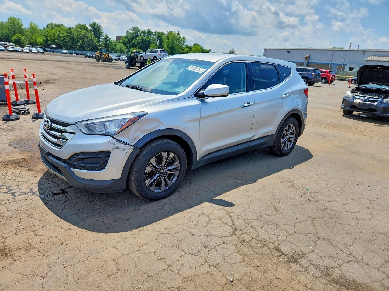 2015 Hyundai Santa Fe Sport 2.4l Silver vin: 5XYZTDLB3FG260754
