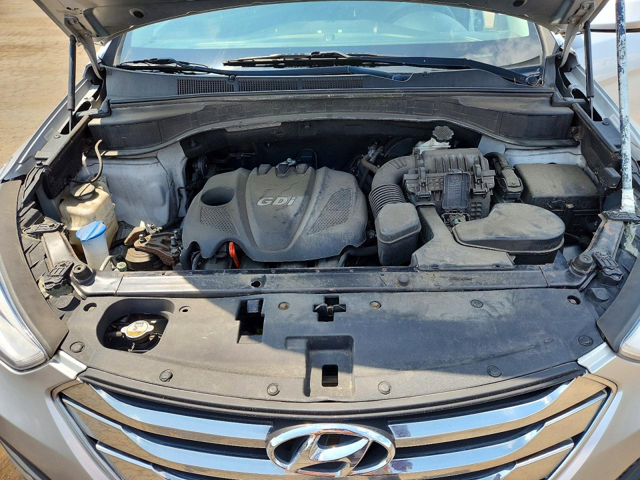 2015 Hyundai Santa Fe Sport 2.4l Silver vin: 5XYZTDLB3FG260754